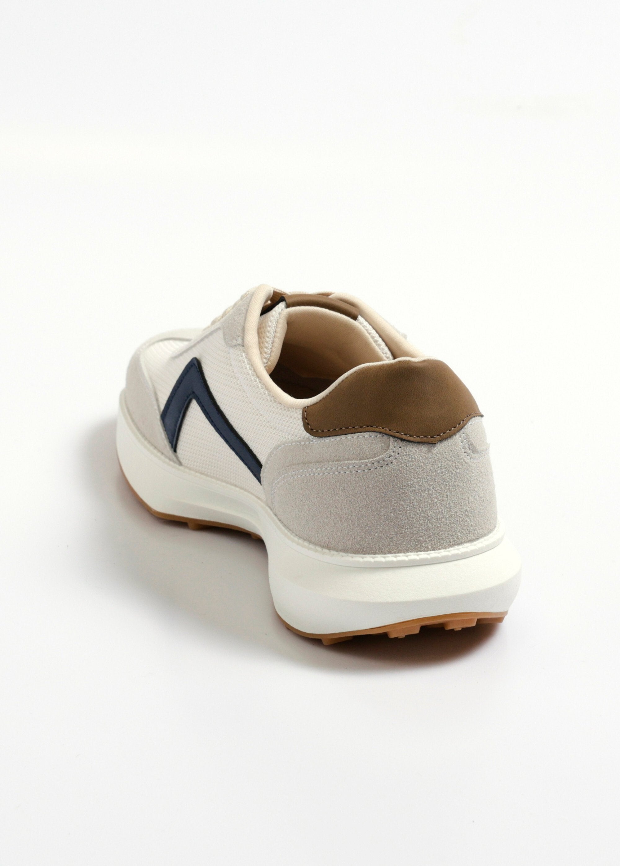 Two-tone,_two-material_jogger-style_sneakers_Beige_DO1_slim