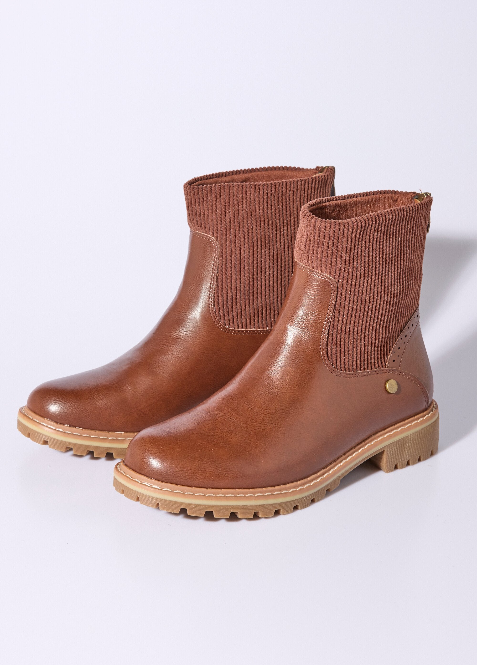 Camargue_boots_with_velvet_insert_camel_DE1_slim