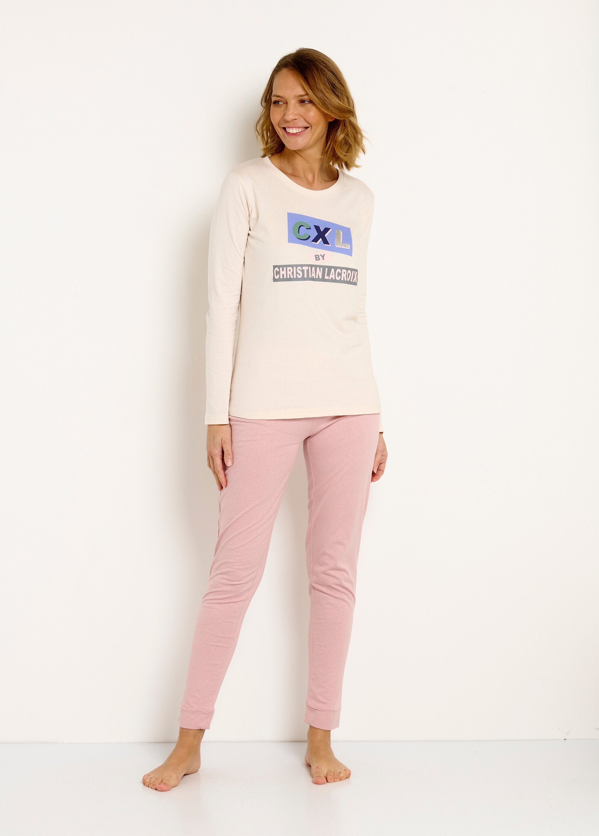 Long-sleeved_mesh_pajamas_Pink_FA1_slim
