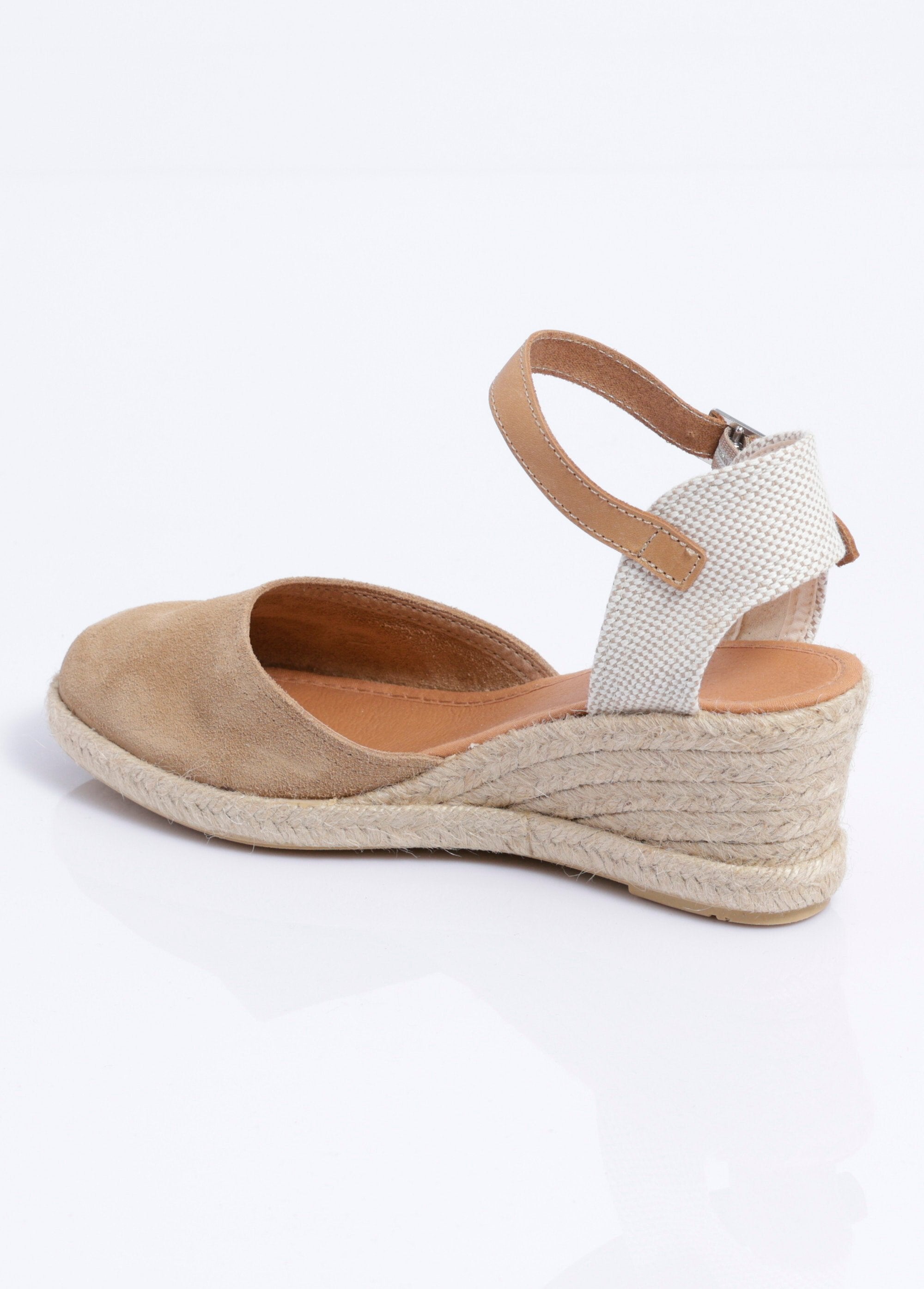 Leather_wedge_espadrilles_with_rope_soles_Beige_DO1_slim