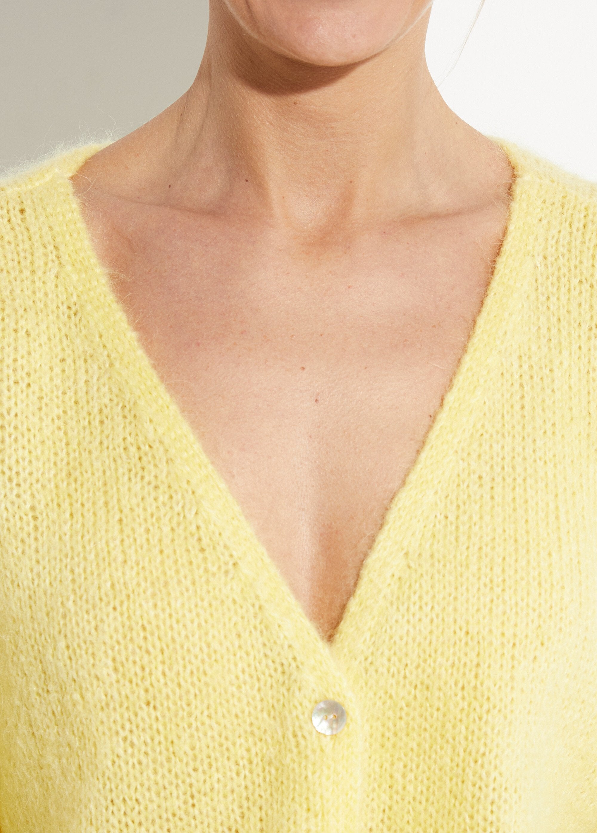 Warm_V-neck_mohair_knit_cardigan_YELLOW_DE1_slim