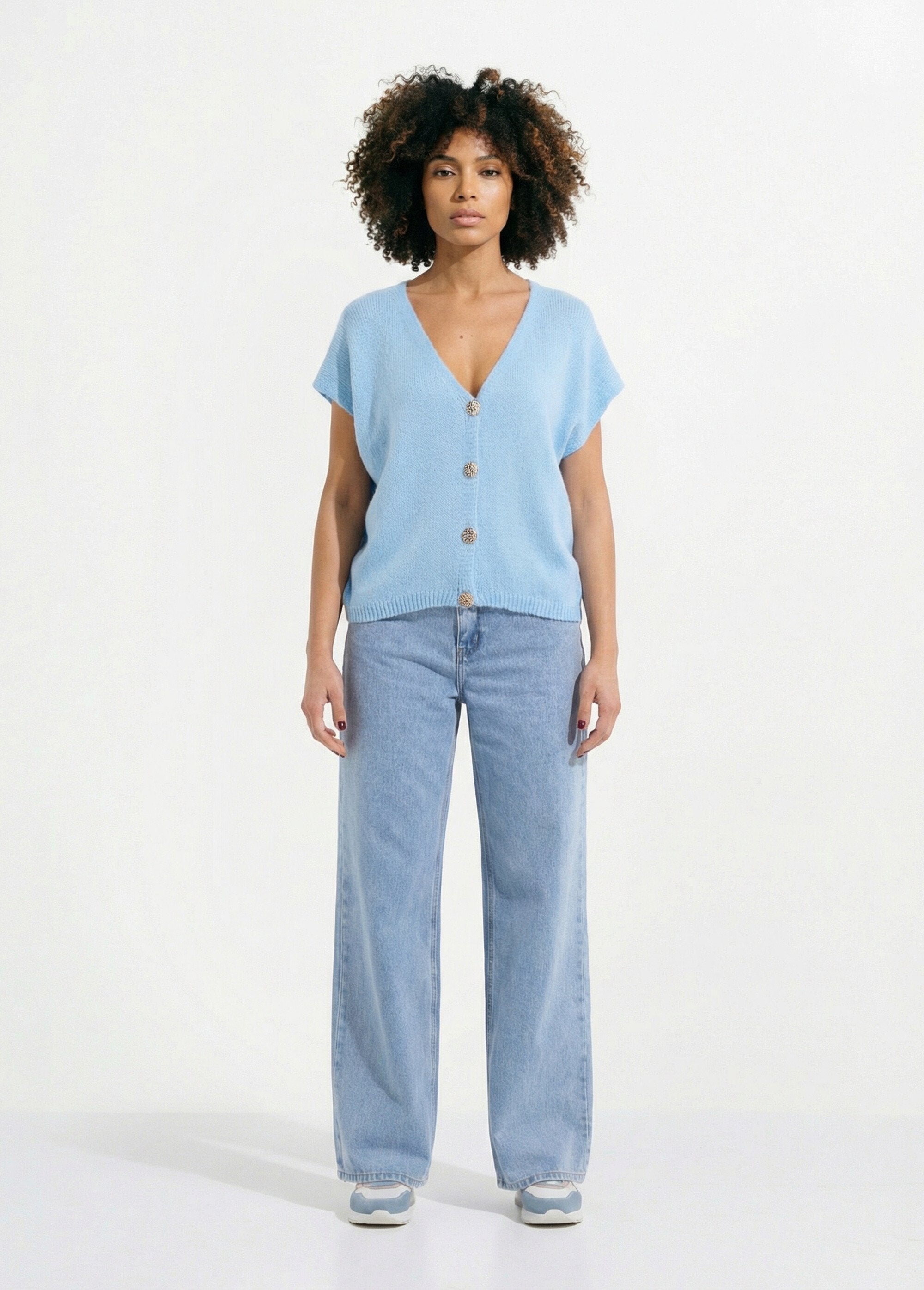 Short-sleeved_vest_with_metallic_buttons_Sky_blue_SF1_slim