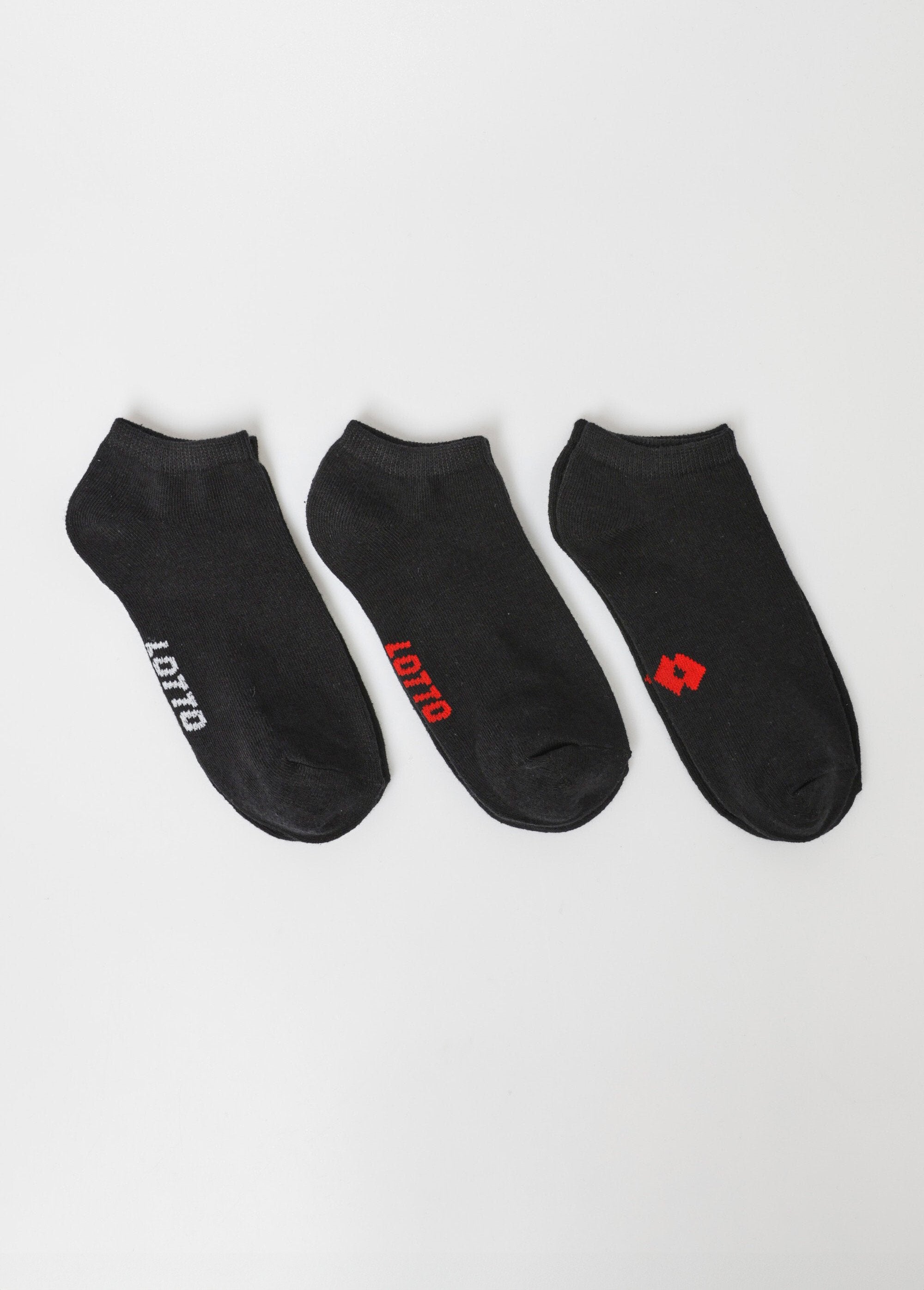 Pack_of_3_low_logo_socks,_dark_Black_DE1_slim
