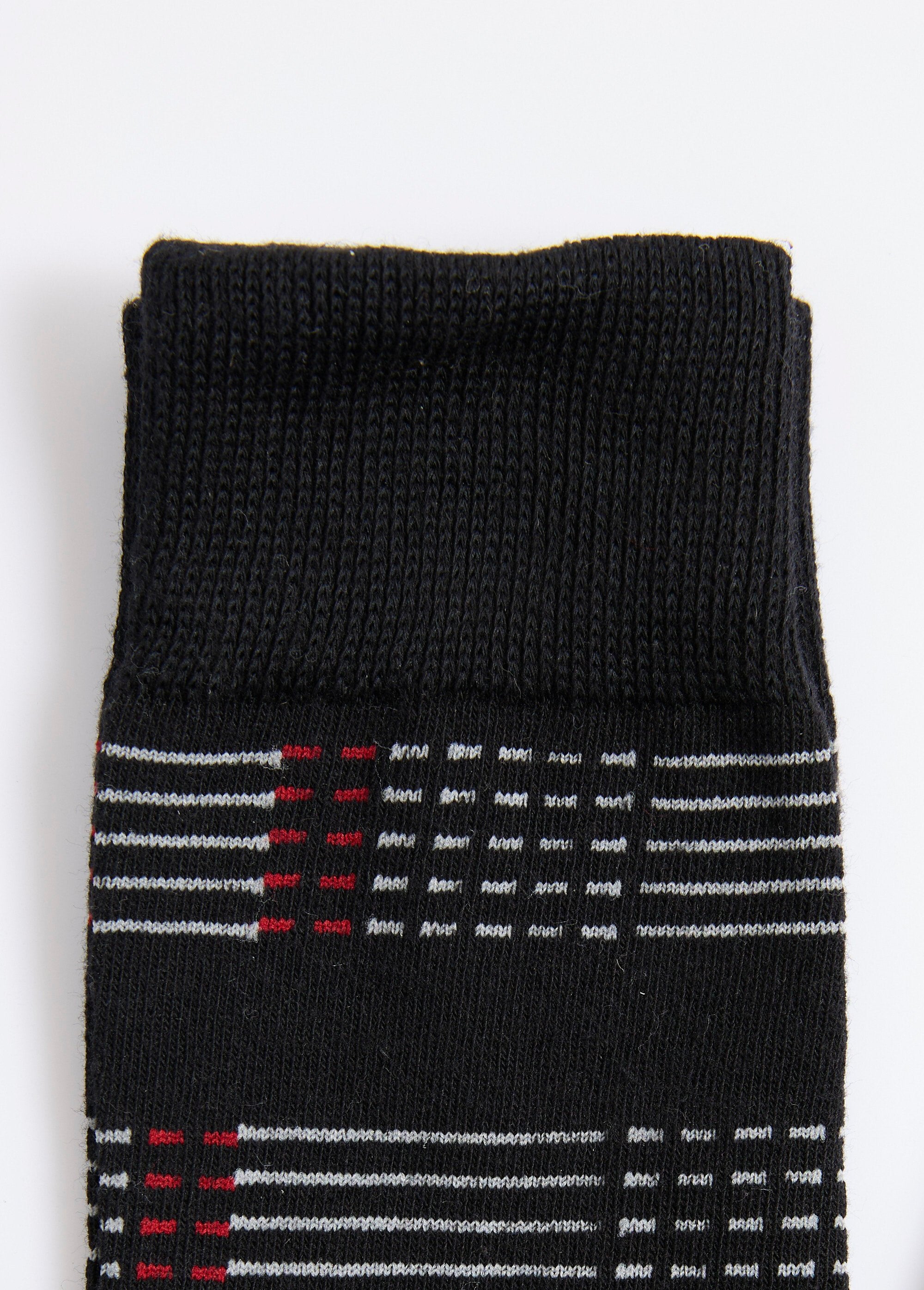 Pack_of_6_classic_socks_Black_matching_DE4_slim