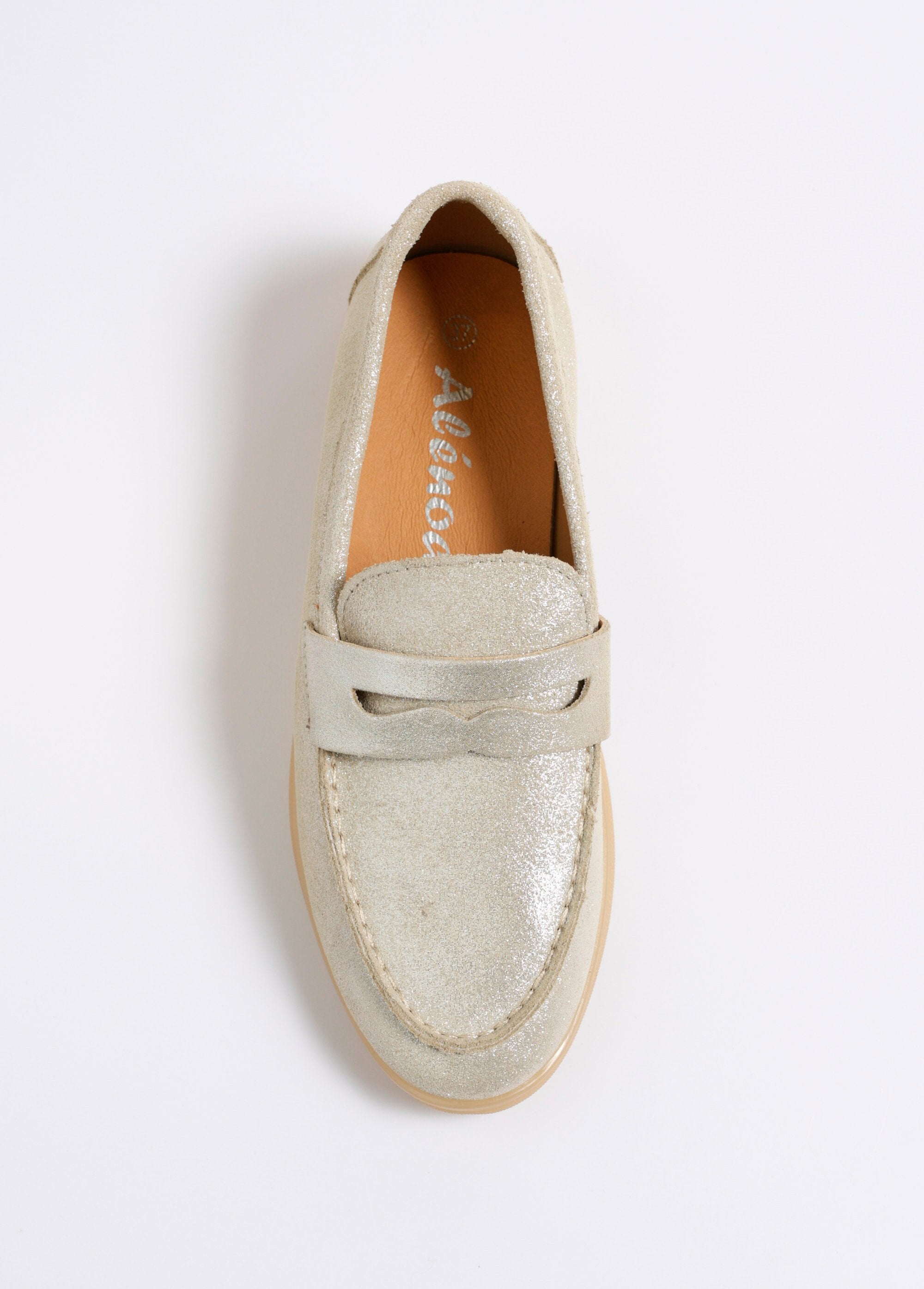 Suede_loafer_with_non-slip_sole_Golden_OV1_slim