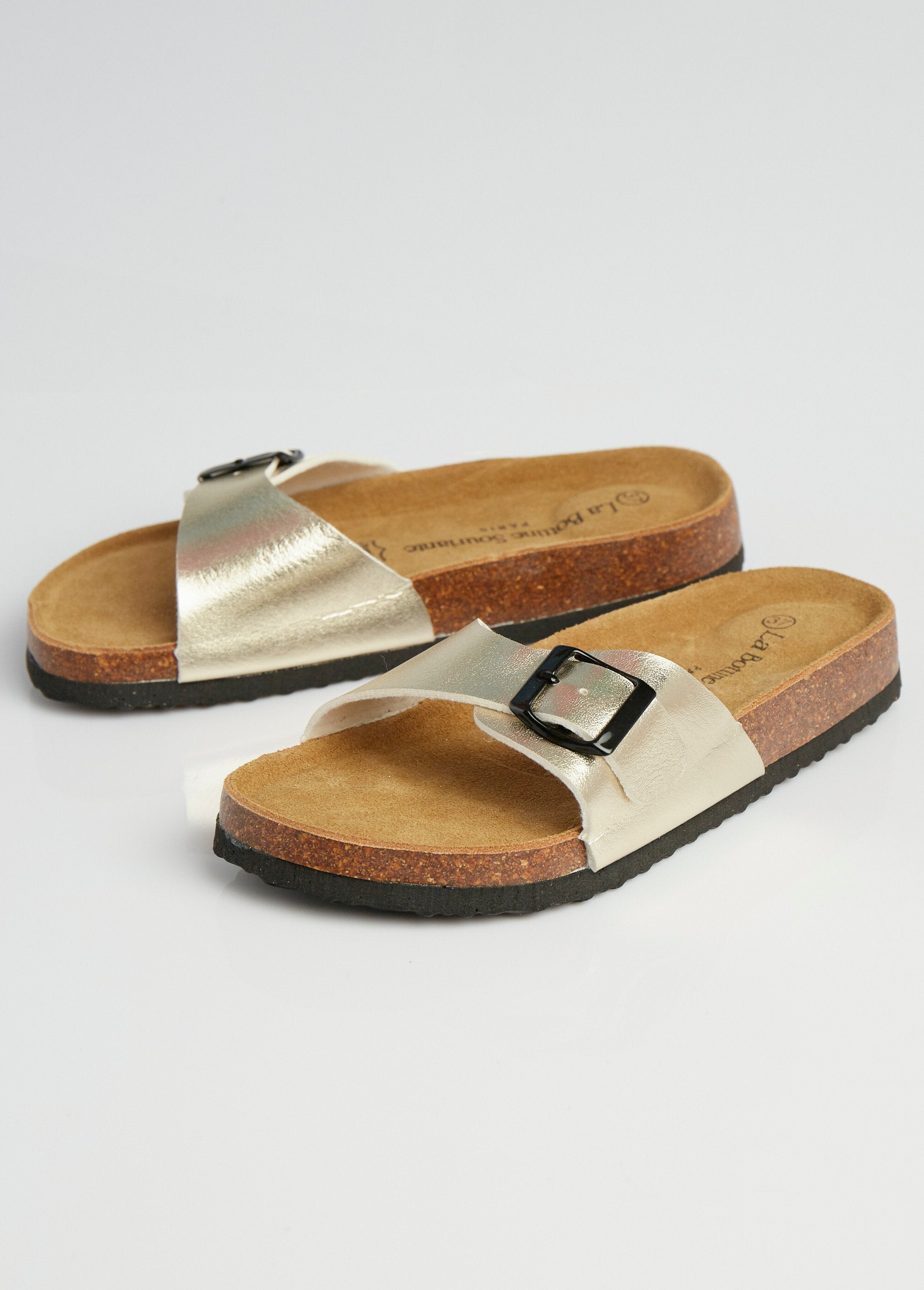 Mules_with_buckle_and_anatomical_sole_Golden_DE1_slim