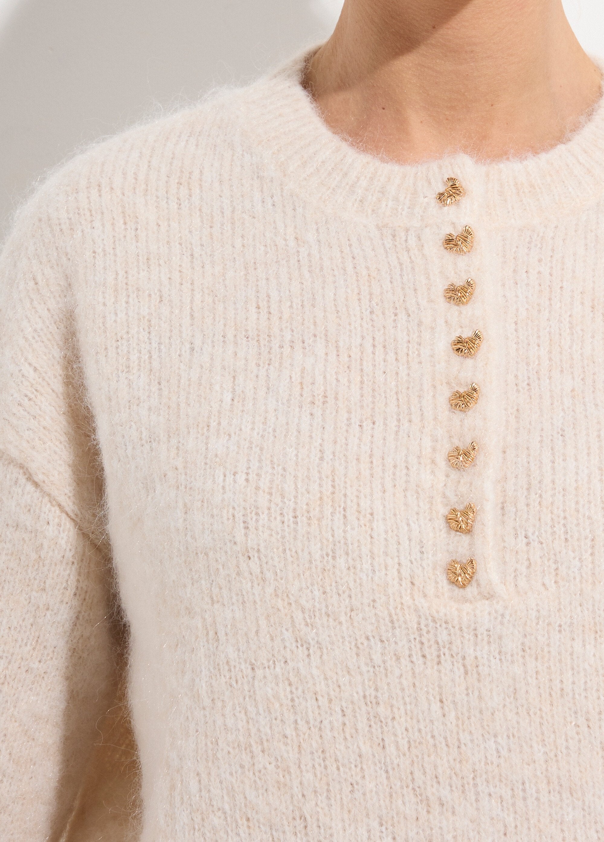 Sweater_with_wool_and_small_metal_buttons_Beige_DE1_slim