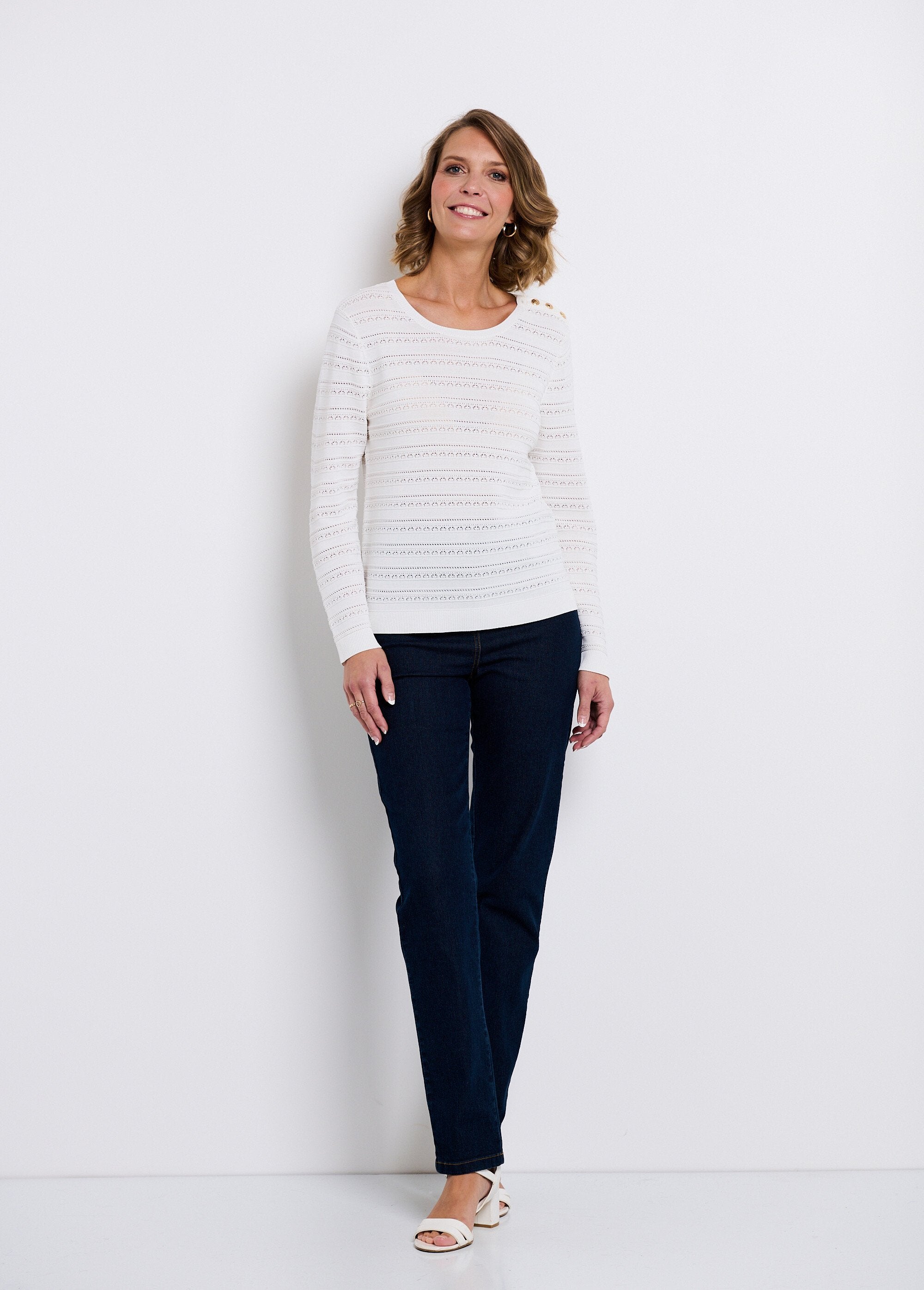 Soft_short_round_neck_plain_long_sleeve_sweater_White_SF1_slim