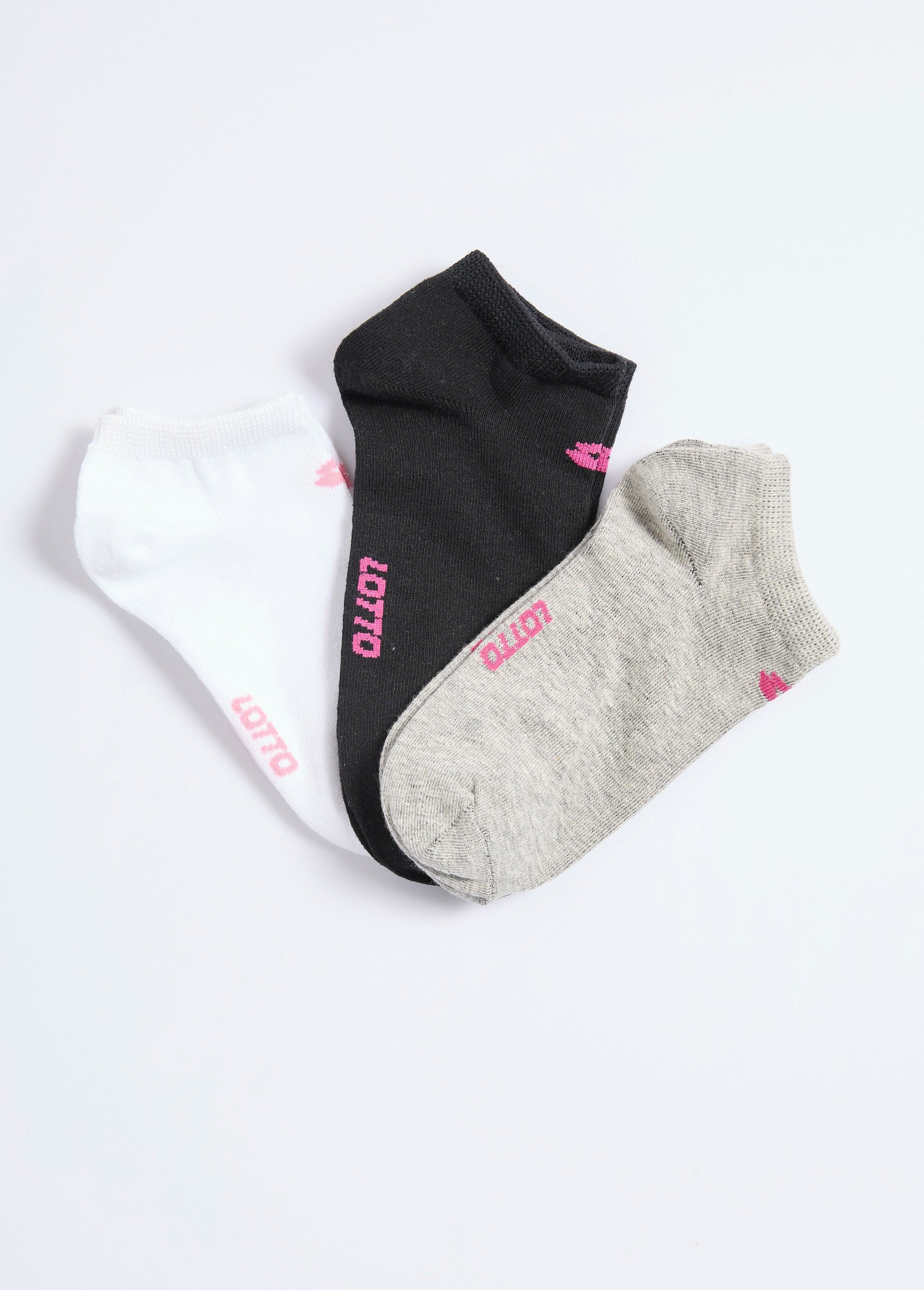 Socks_with_colorful_logo_Assorted_gray_FA1_slim