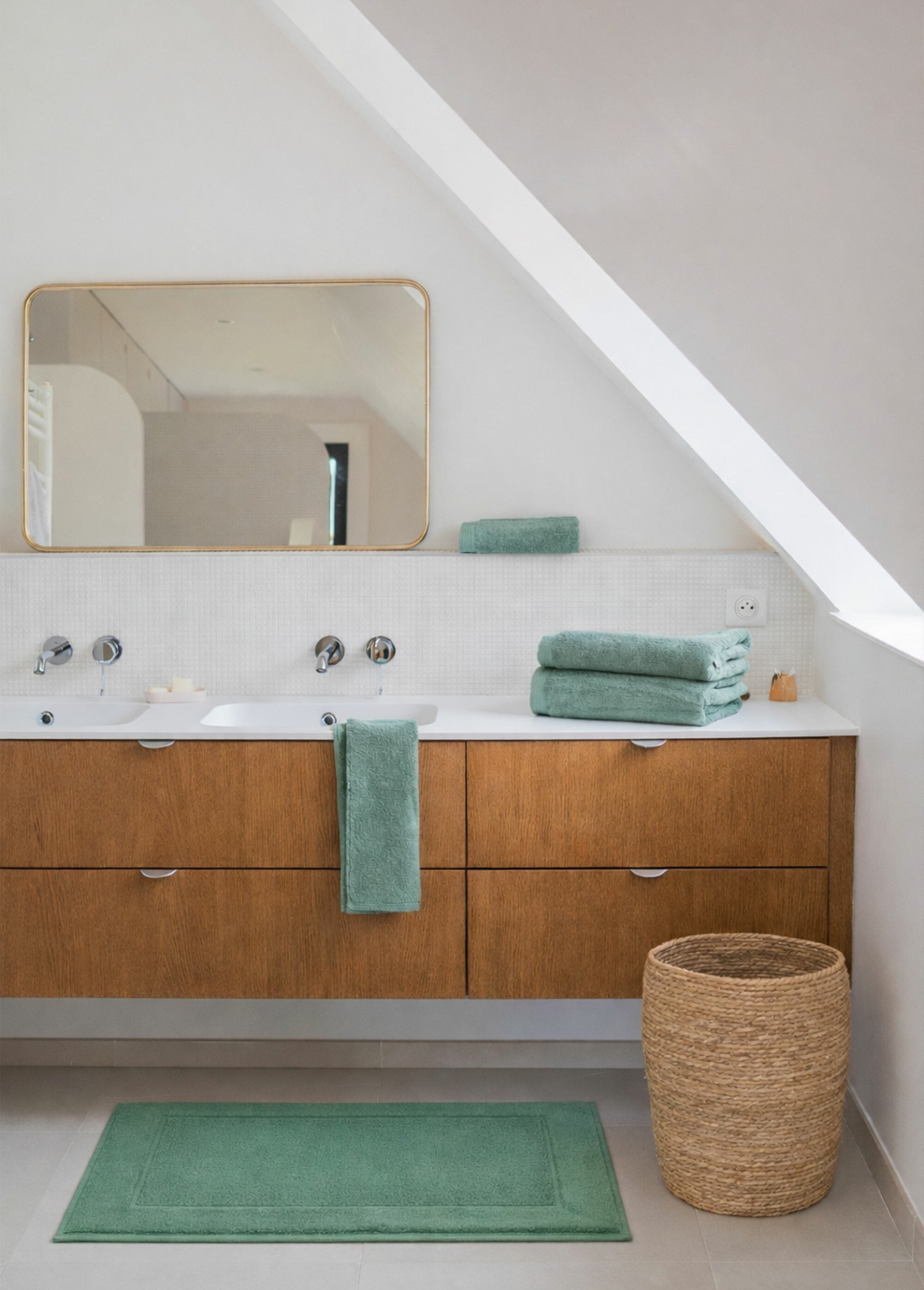 Terry_bath_mat_with_thin_border_Sage_SF1_slim