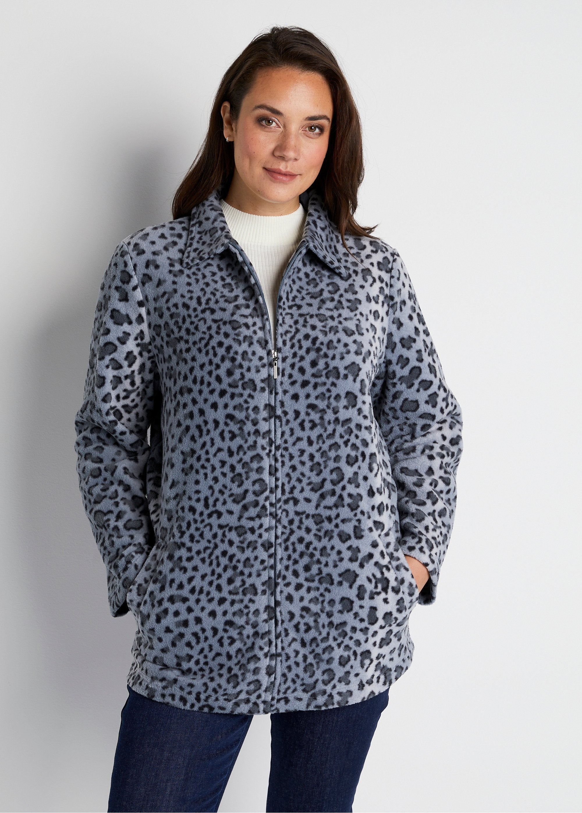 Zipped_printed_fleece_knit_jacket_Silver_and_black_FA1_curvy