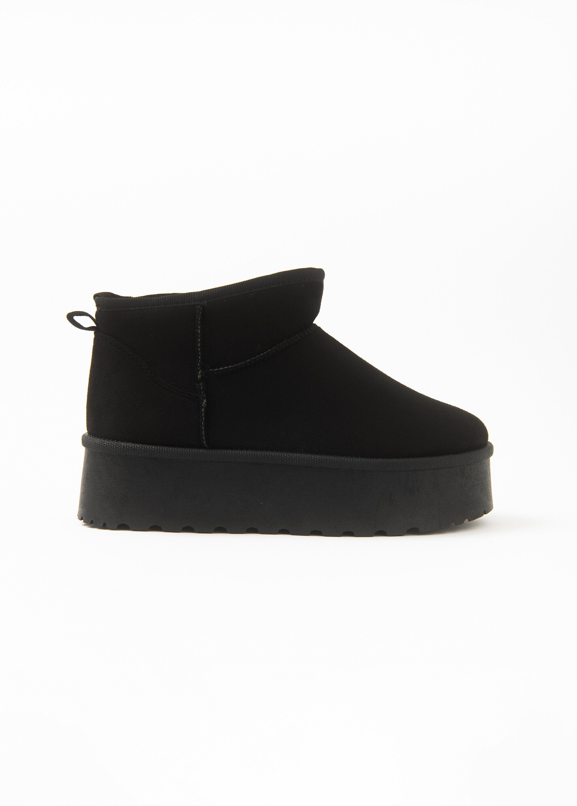 Warm_suede-look_lined_boots_Black_DR1_slim