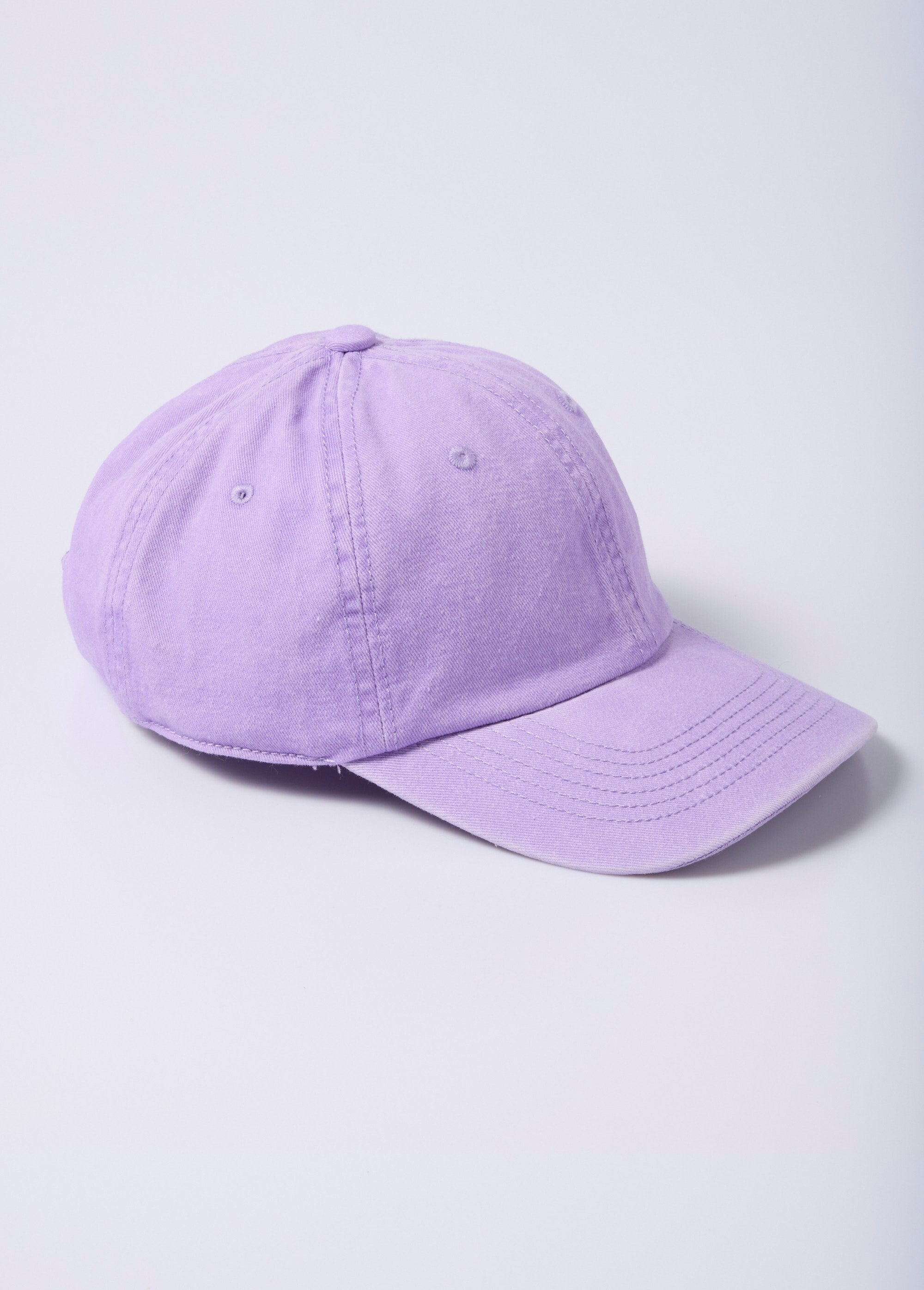 Colorful_canvas_cap_with_a_worn_effect_Parma_FA1_slim