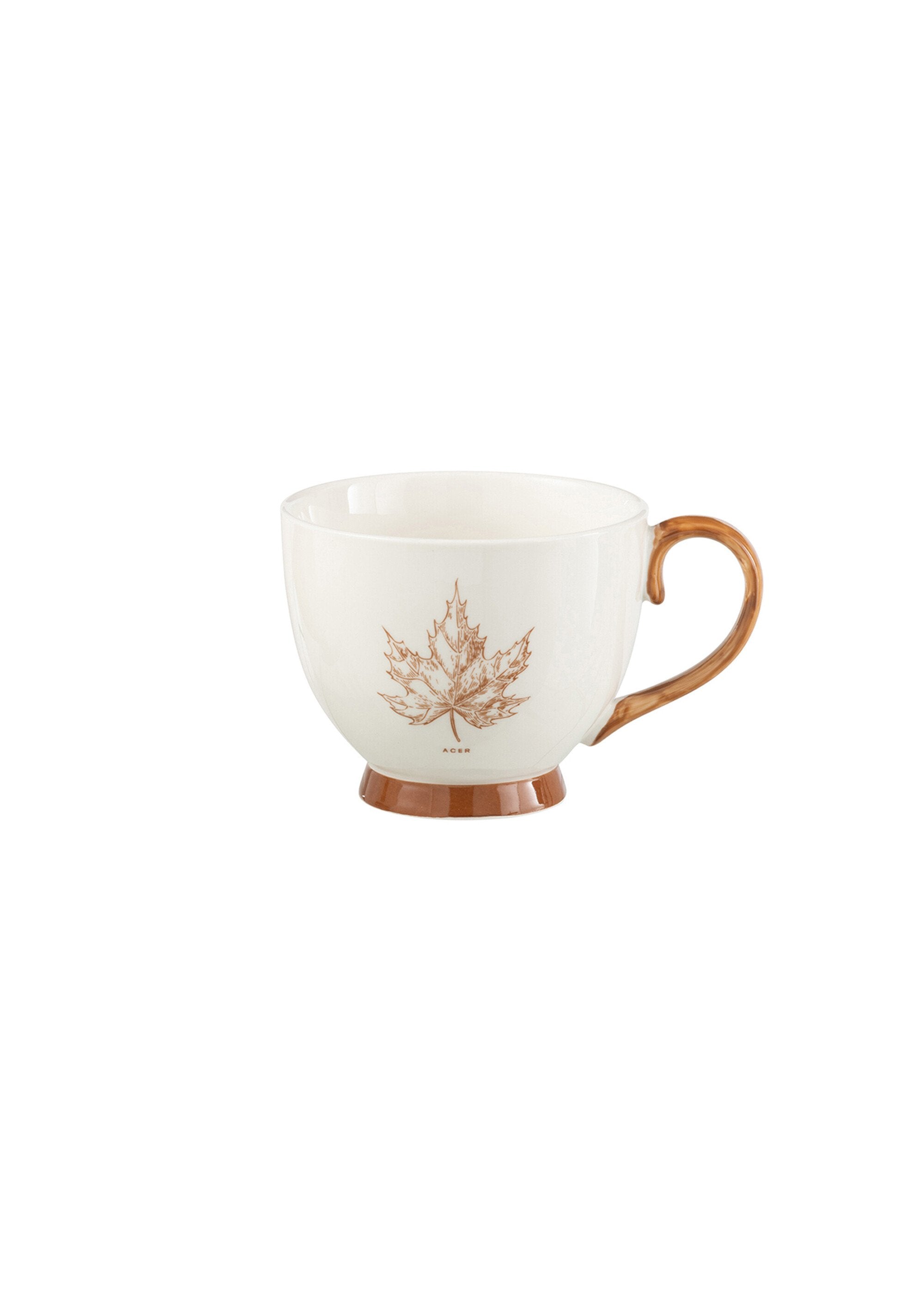 Set_of_2_cups_with_leaf-decorated_handles_Maple_and_oak_DE2_slim