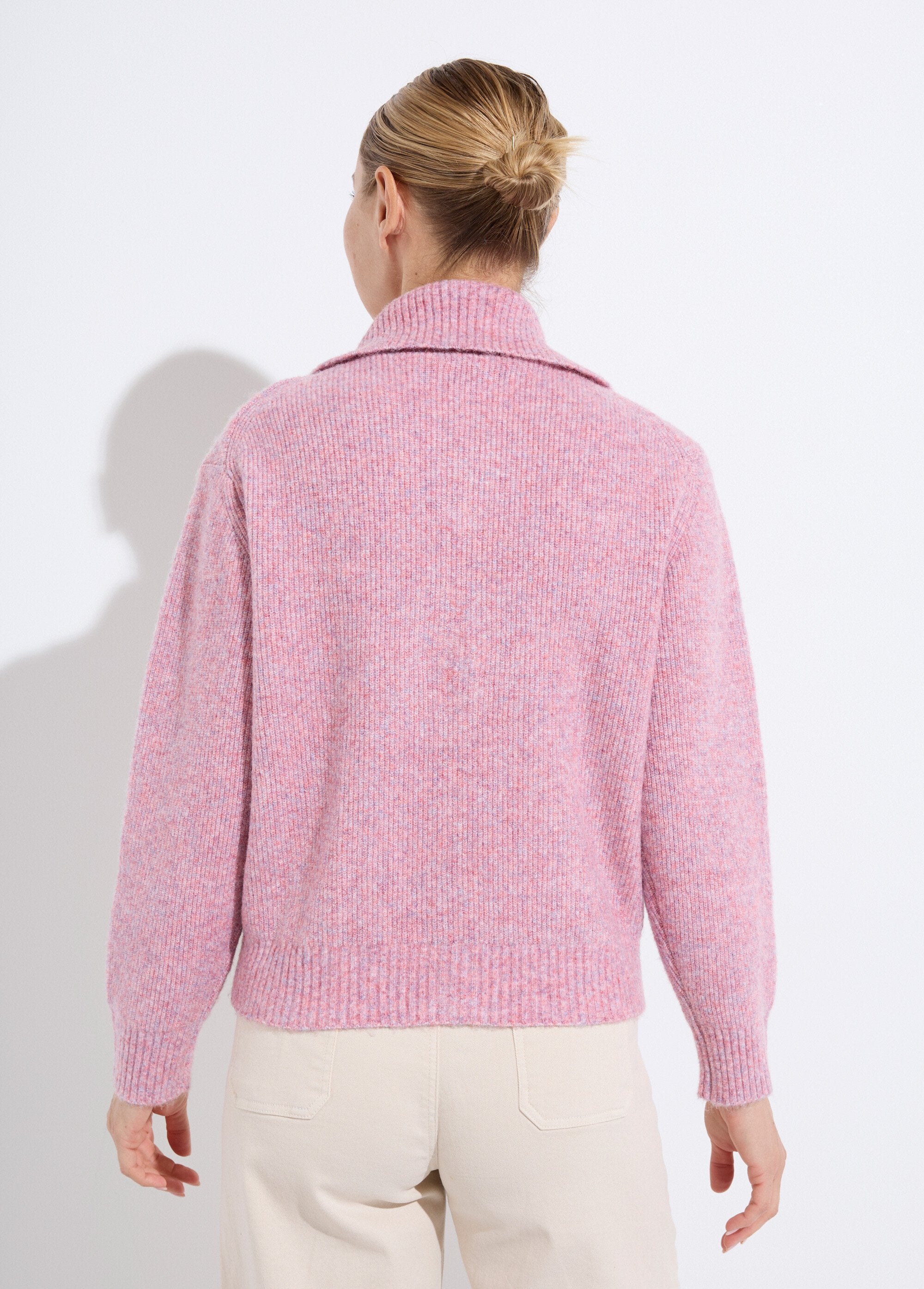 Gilet_boutonné_chaud_côtelé_avec_laine_et_fibres_recyclées_Rose_DO1_slim