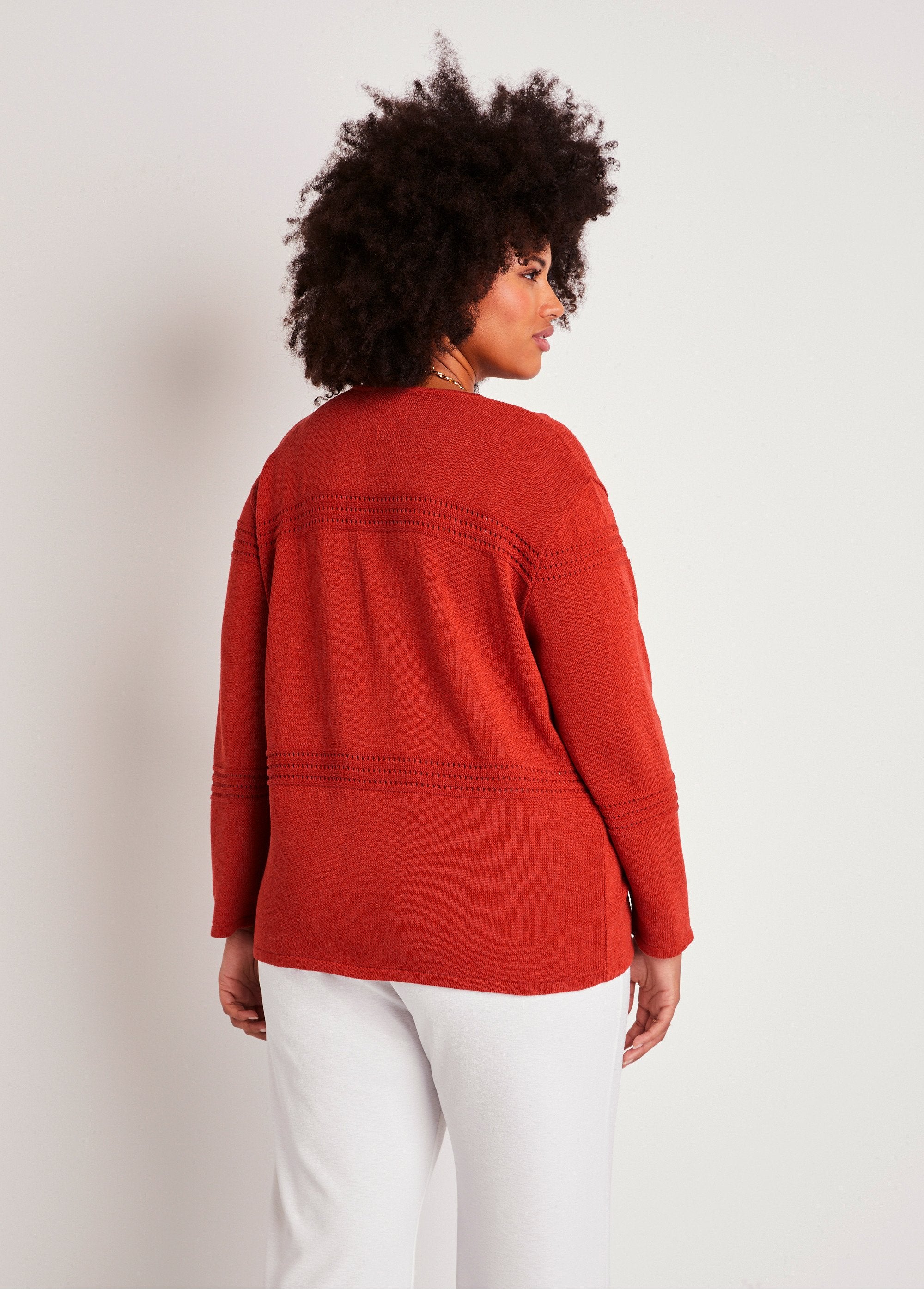 Short_edge-to-edge_cardigan_with_long_sleeves_Paprika_DO1_curvy