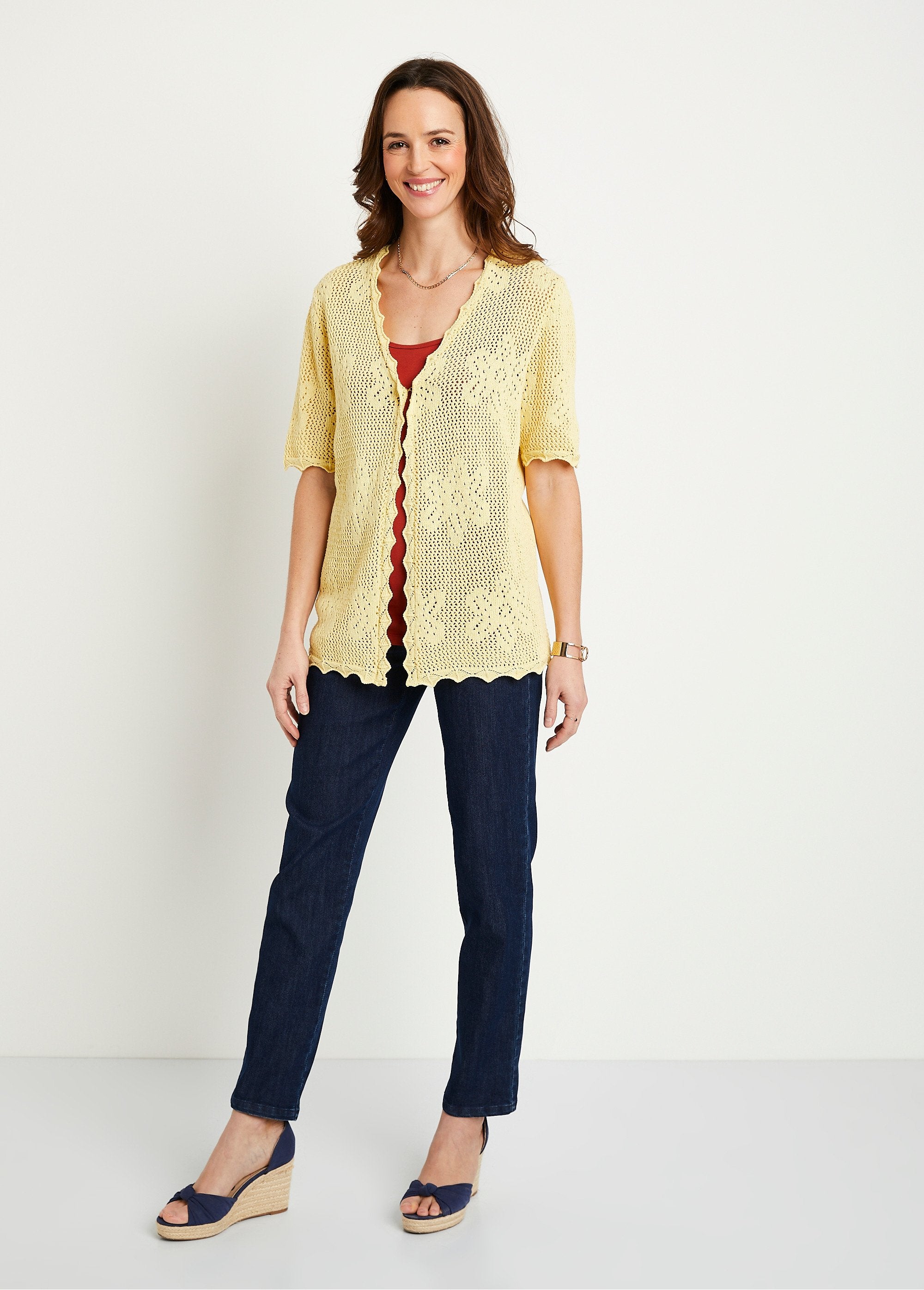 Short_short-sleeved_openwork_cardigan_Vanilla_SF1_slim