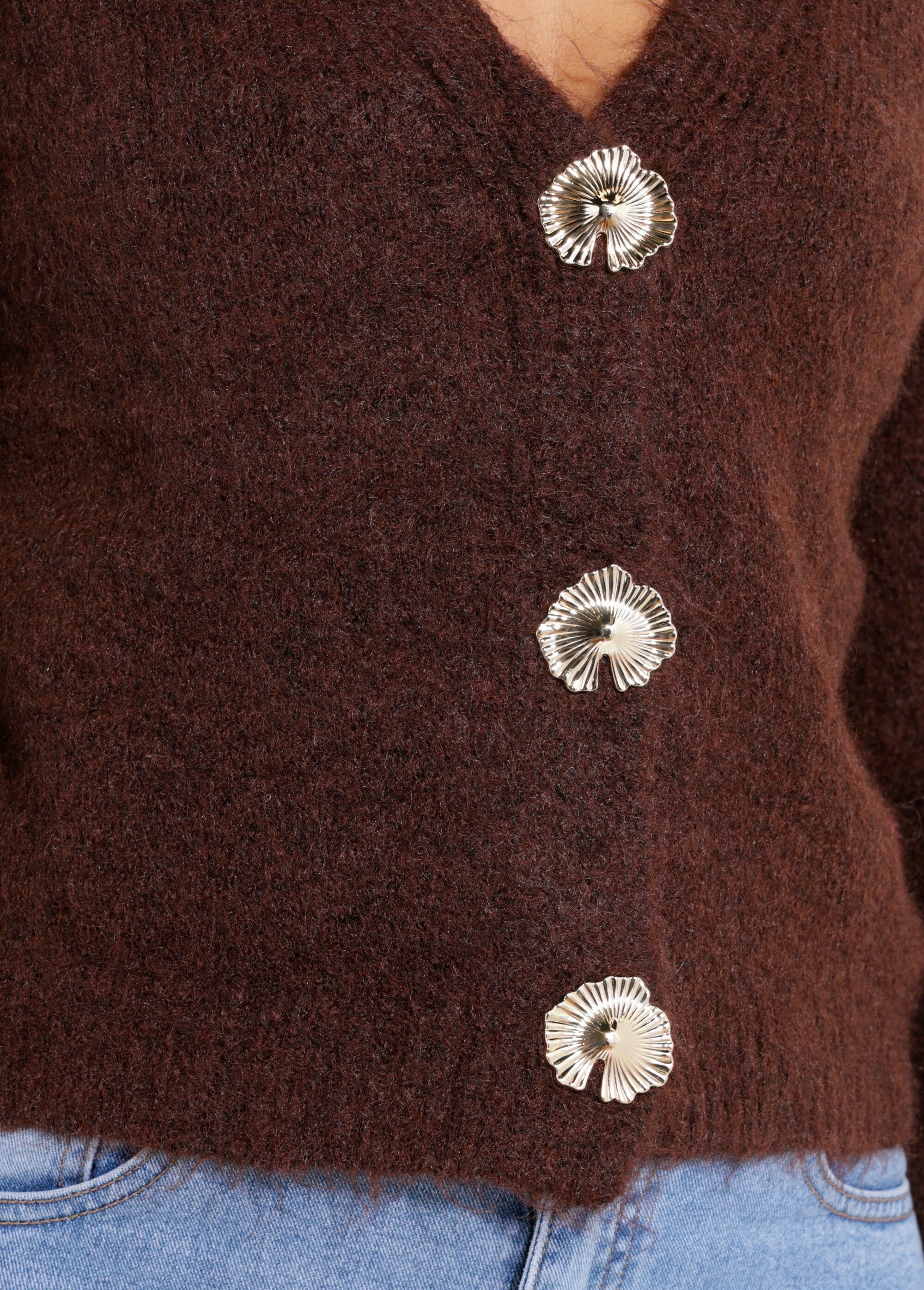 Soft_knit_vest_with_jeweled_buttons_Brown__DE2_slim