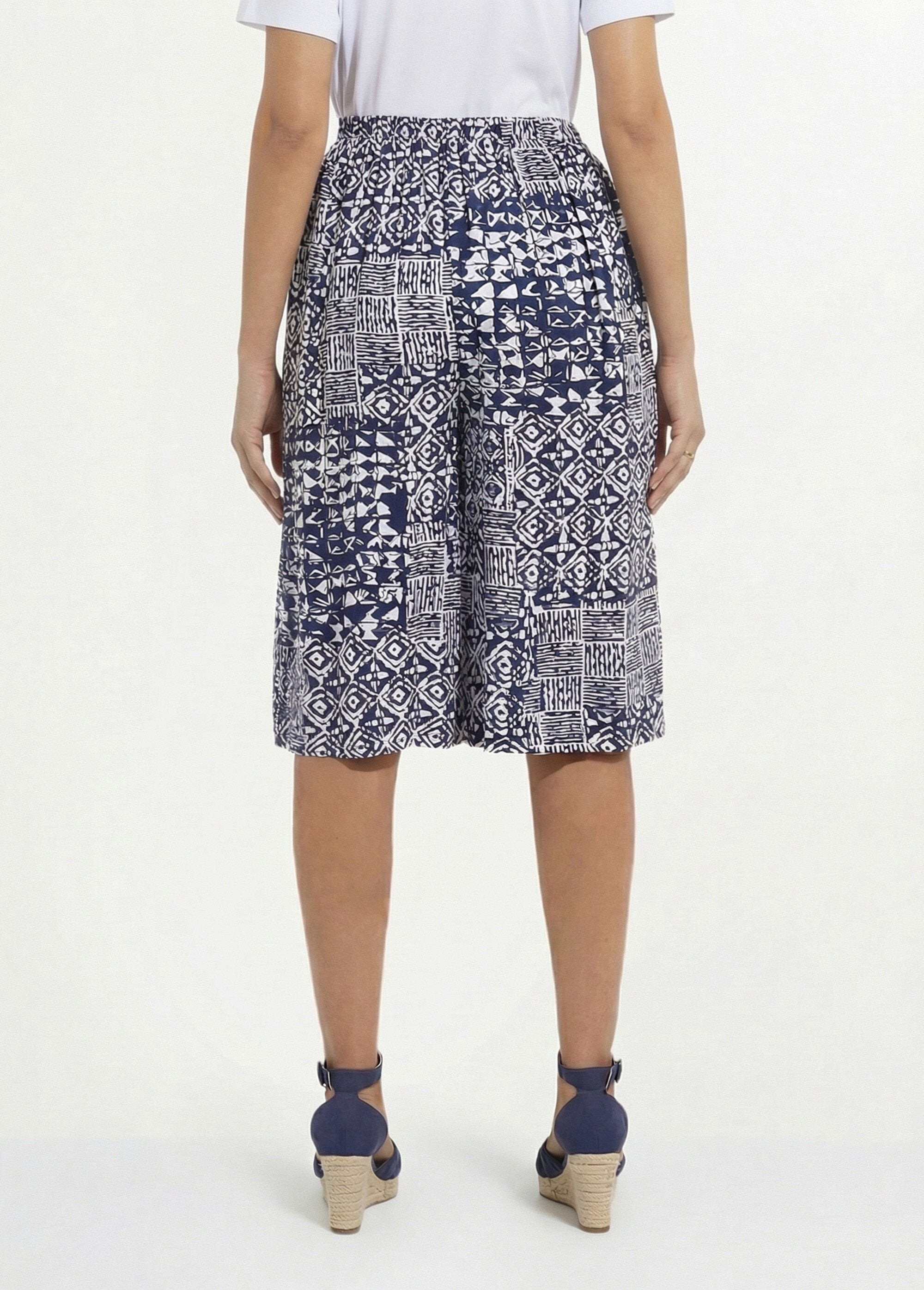Printed_elasticated_waistband_culottes_Navy_and_white_DO1_slim