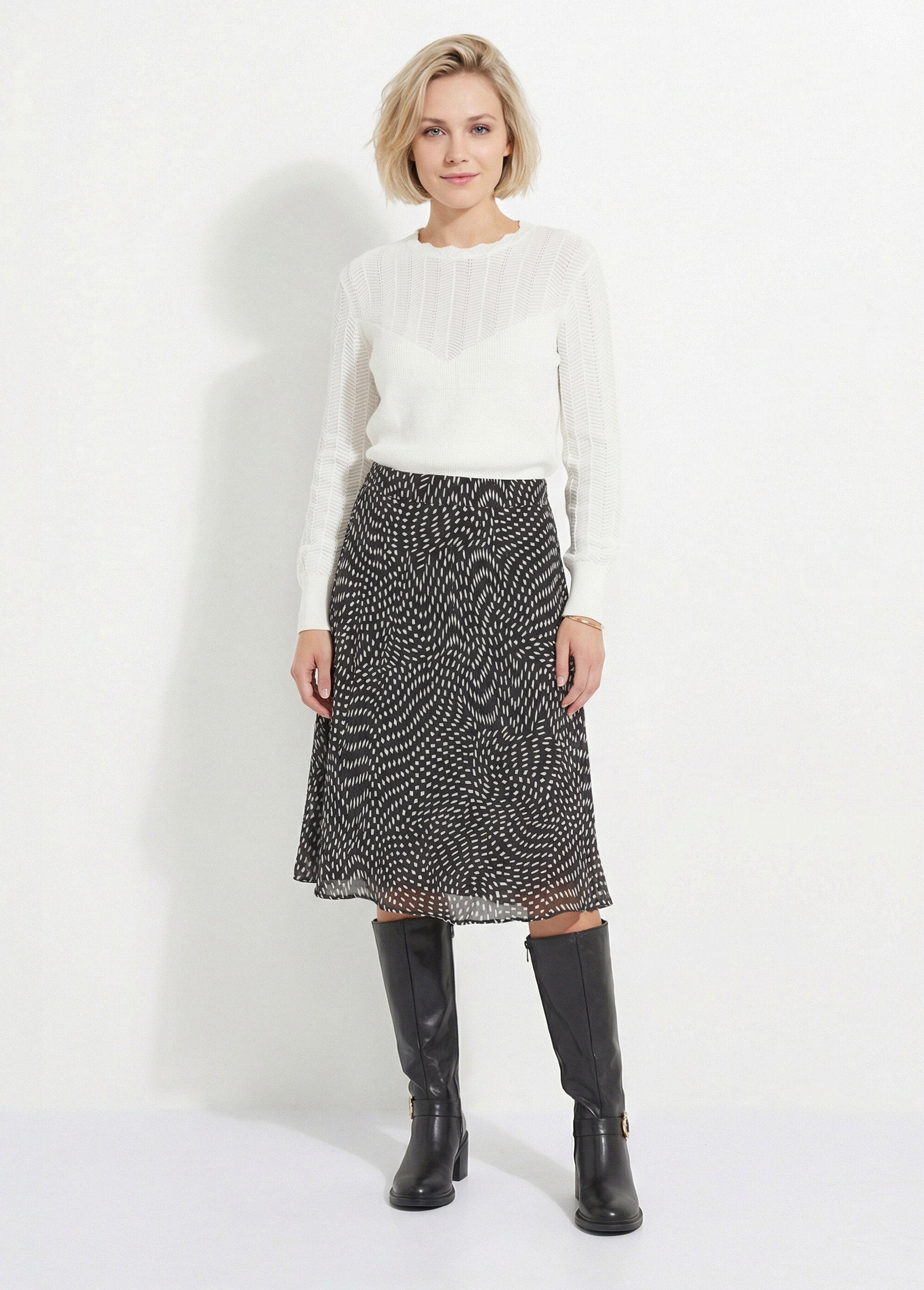 Long_flared_skirt_in_graphic_voile_Black_and_white_SF1_slim