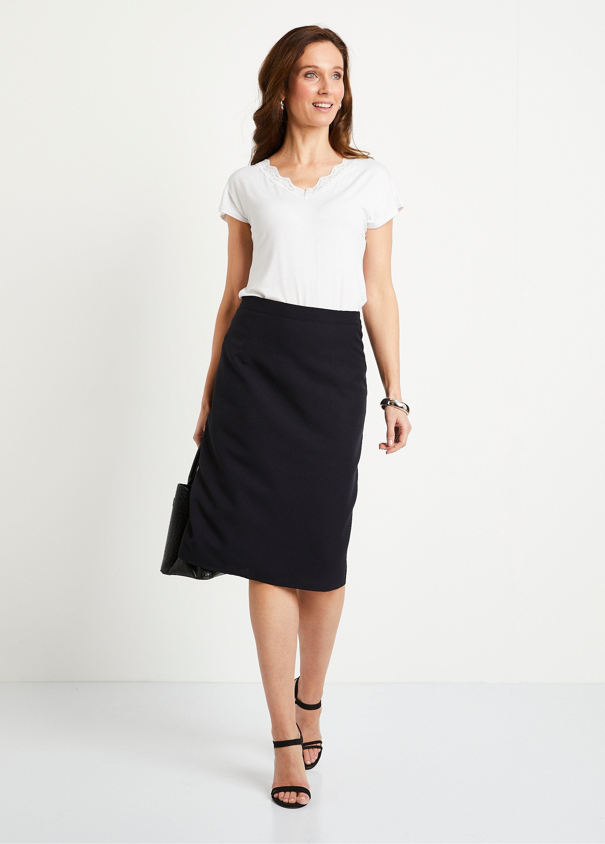 Plain_straight_mid-length_skirt_Black_SF1_slim