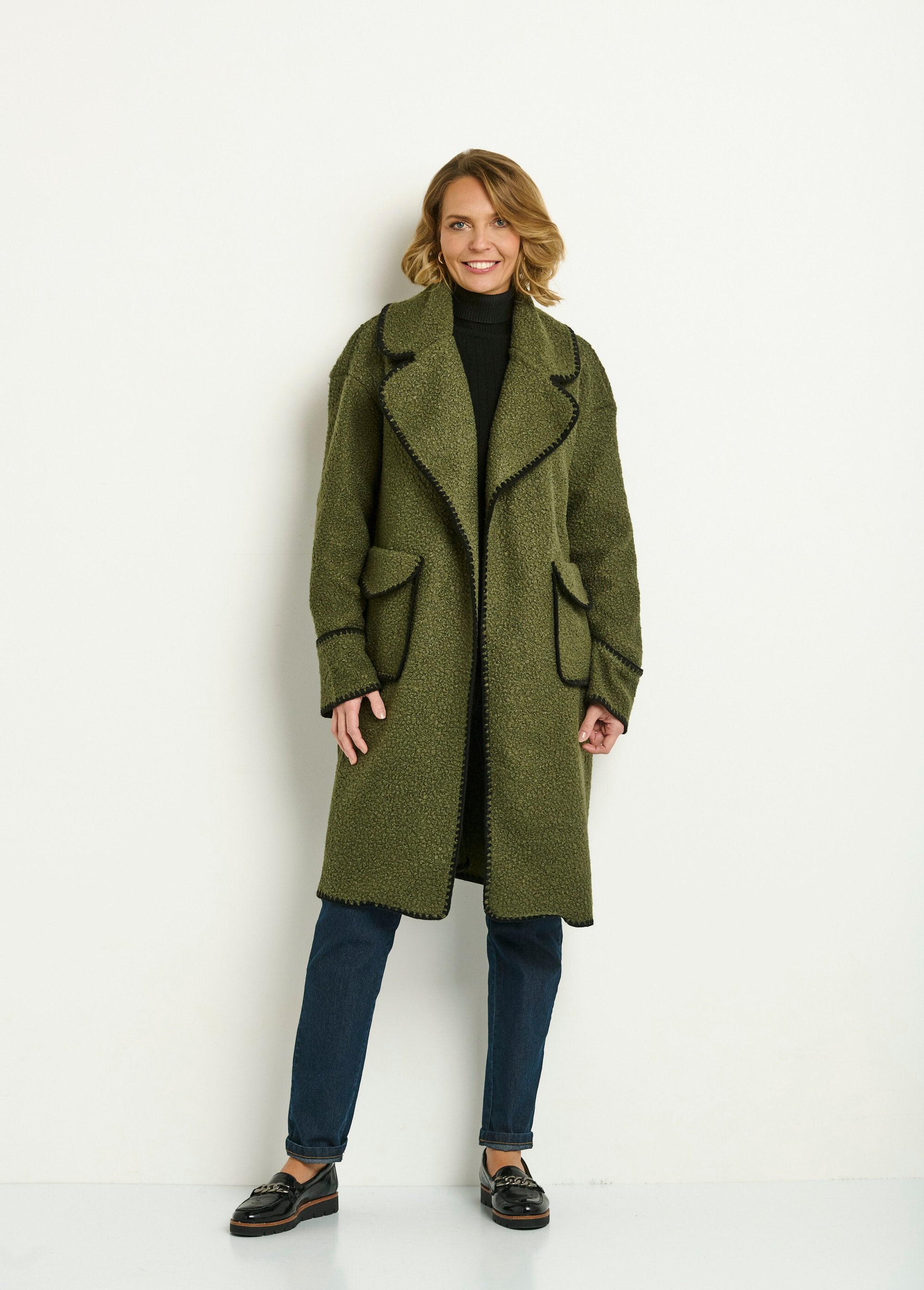 Long_warm_fancy_boucle_coat_Khaki_SF1_slim