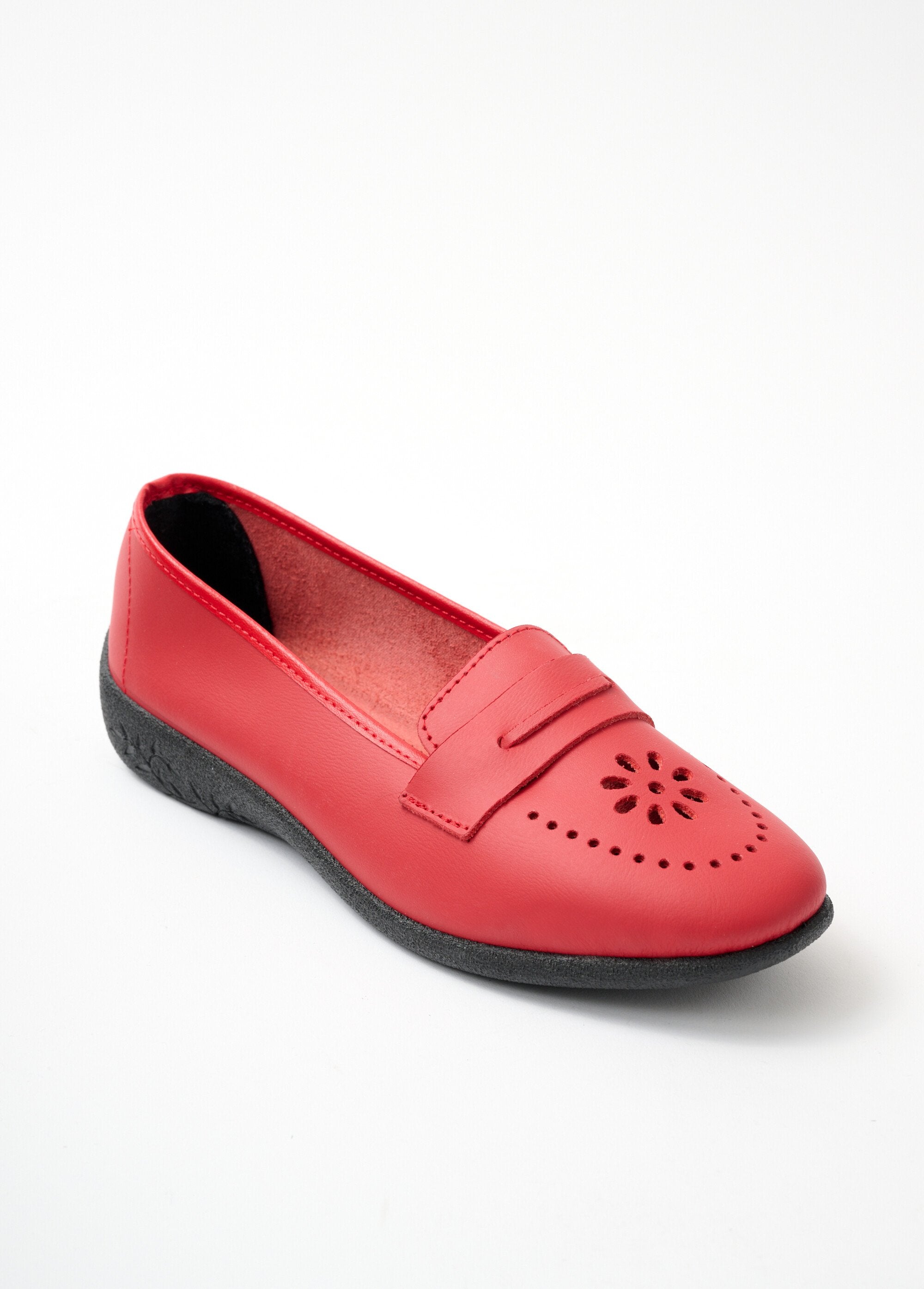 Wide_width_leather_moccasins_Red_FA1_slim