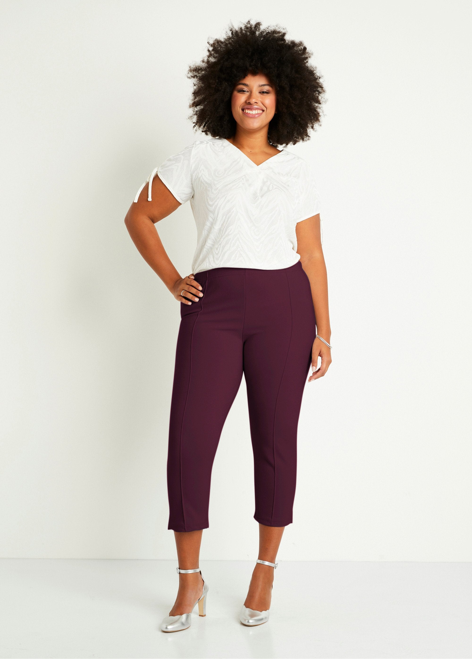 Ribbed_elasticated_waist_cropped_pants_Bordeaux_SF1_curvy