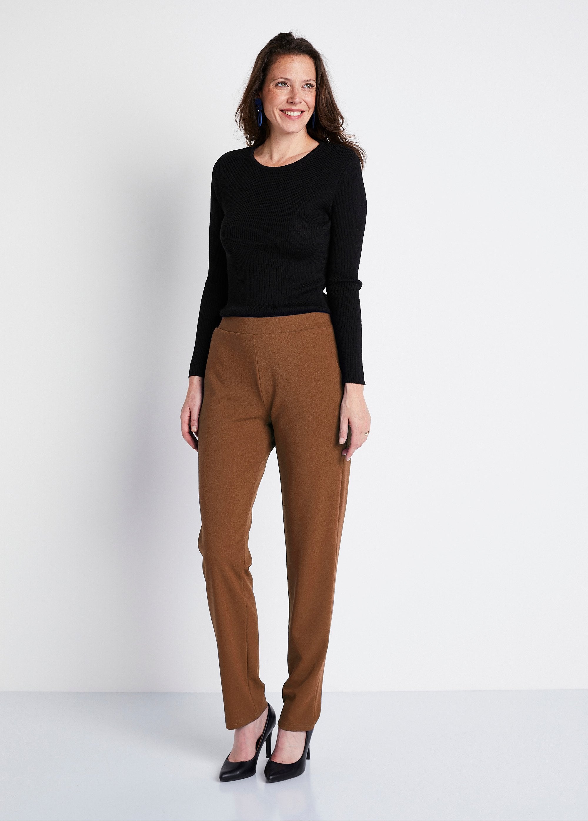 Straight_pants_with_elasticated_waist_and_crepe_knit_camel_SF1_slim