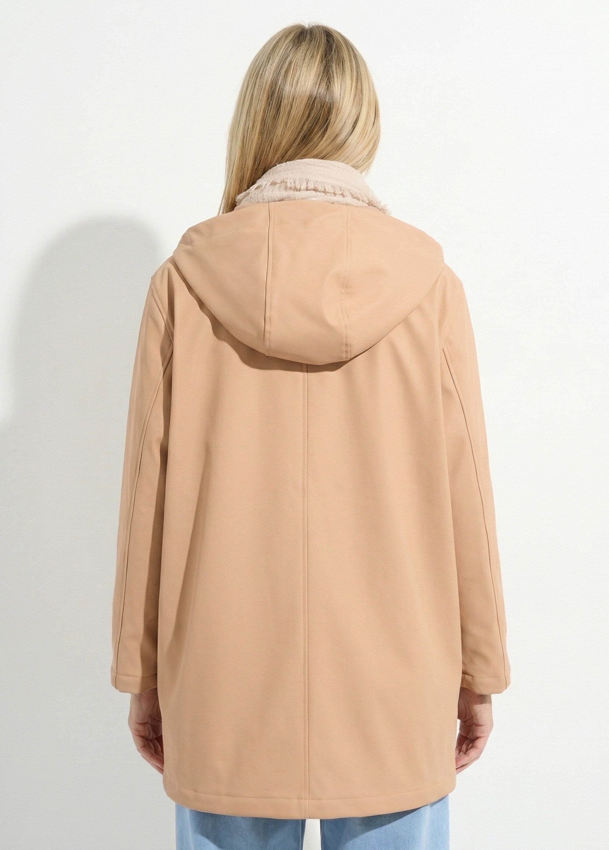 Water-repellent_zip-up_hooded_parka_camel_DO1_slim