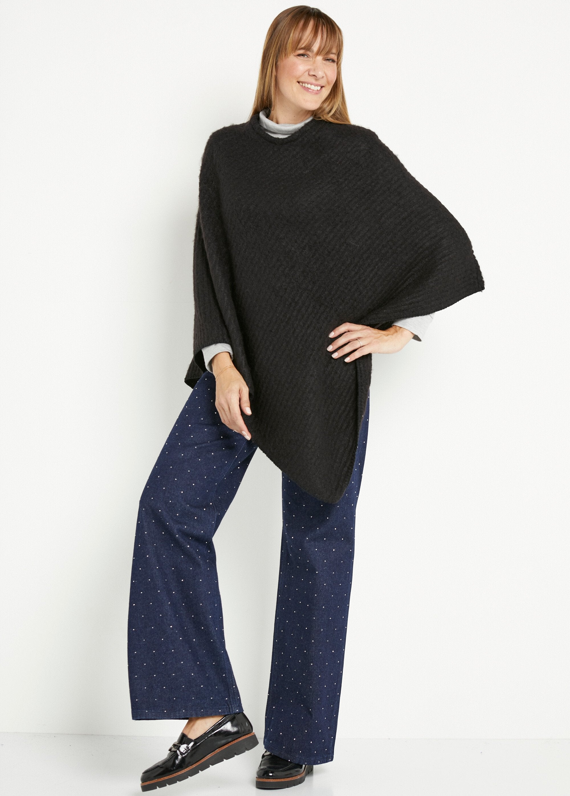 Warm_fluffy_knit_poncho_Black_SF1_slim