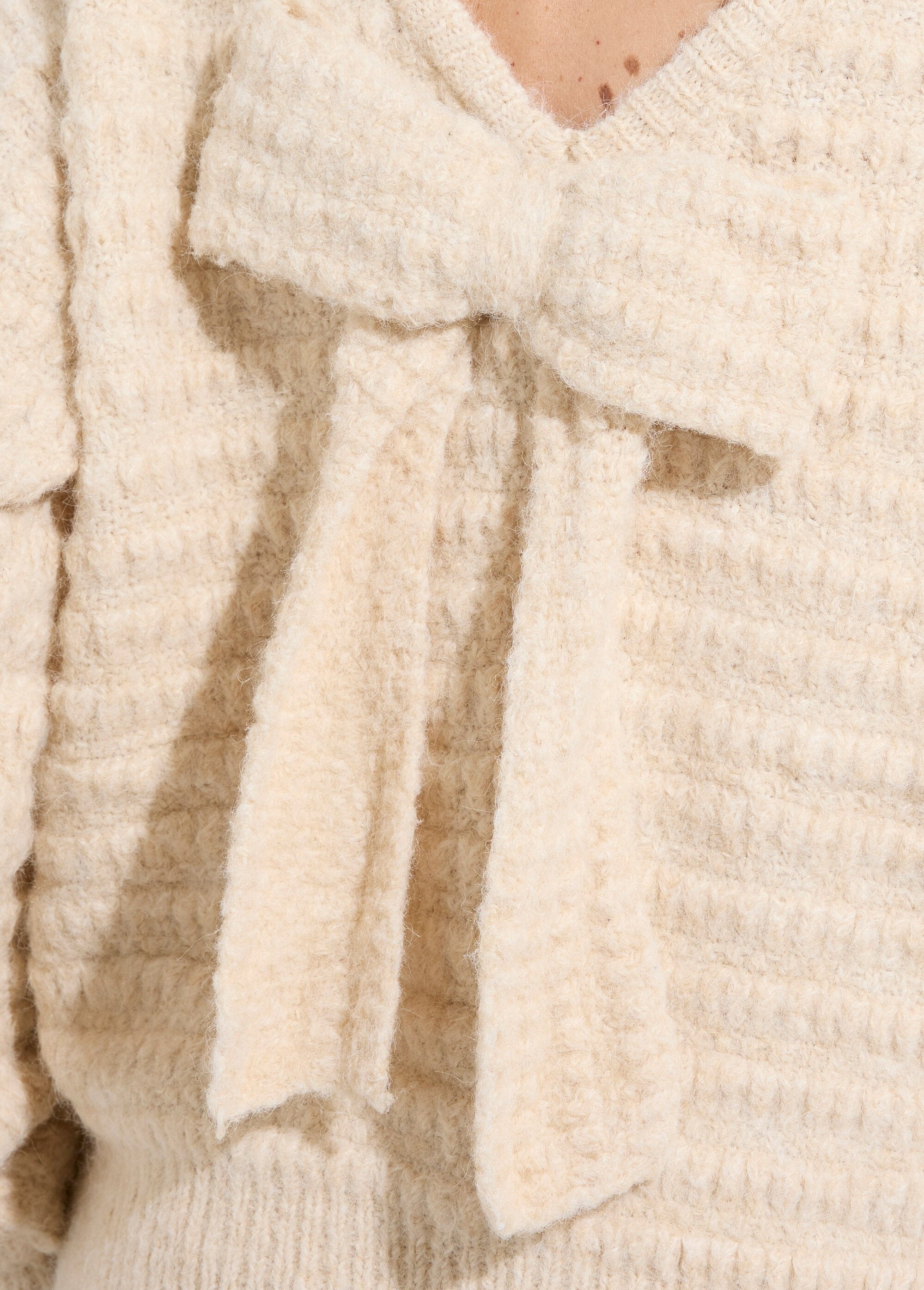 Pull_chaud_fantaisie_en_laine_avec_noeud_Ecru_DE1_slim