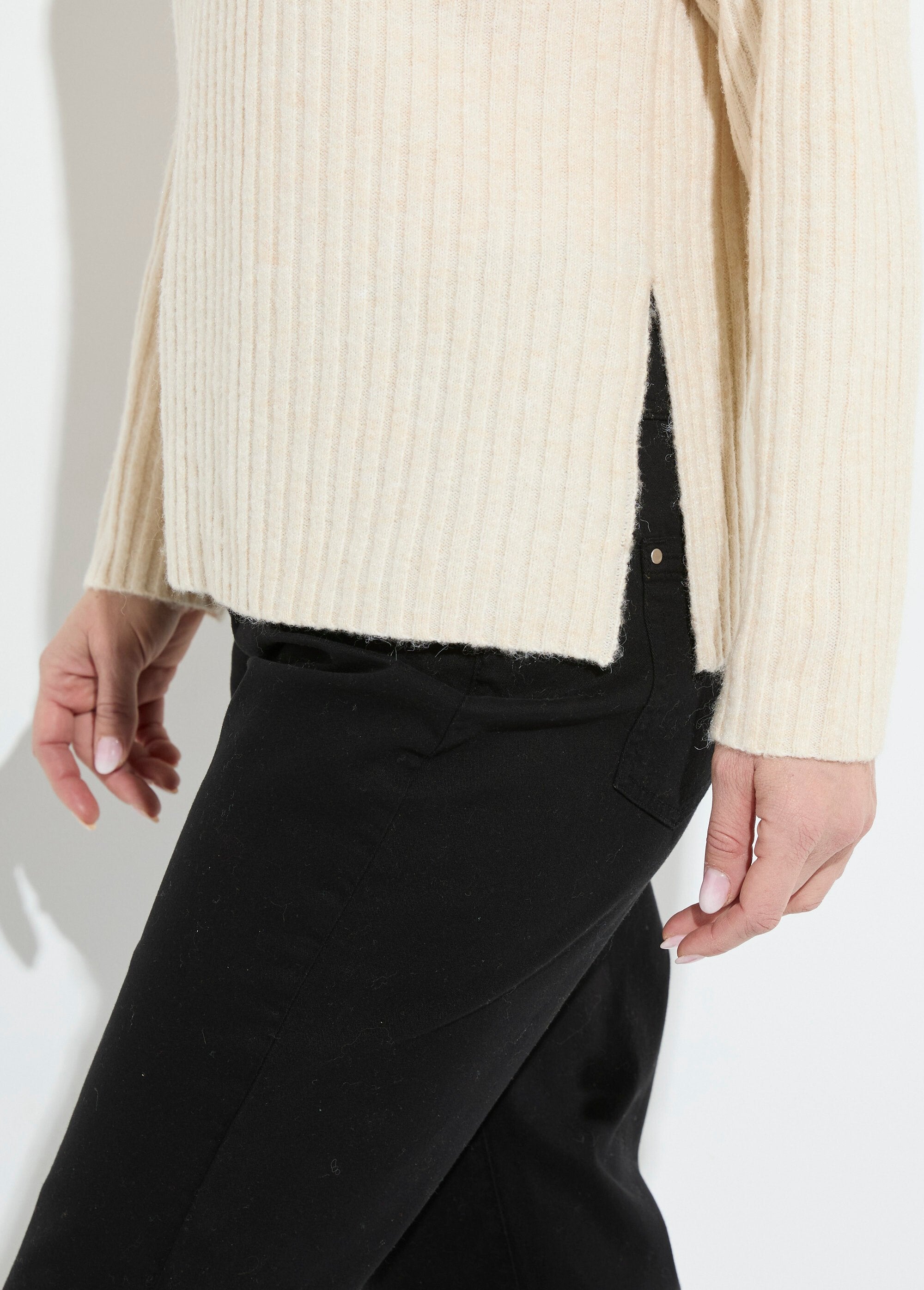 Turtleneck_sweater_with_long,_dropped_sleeves_Plain_ecru_DE2_slim