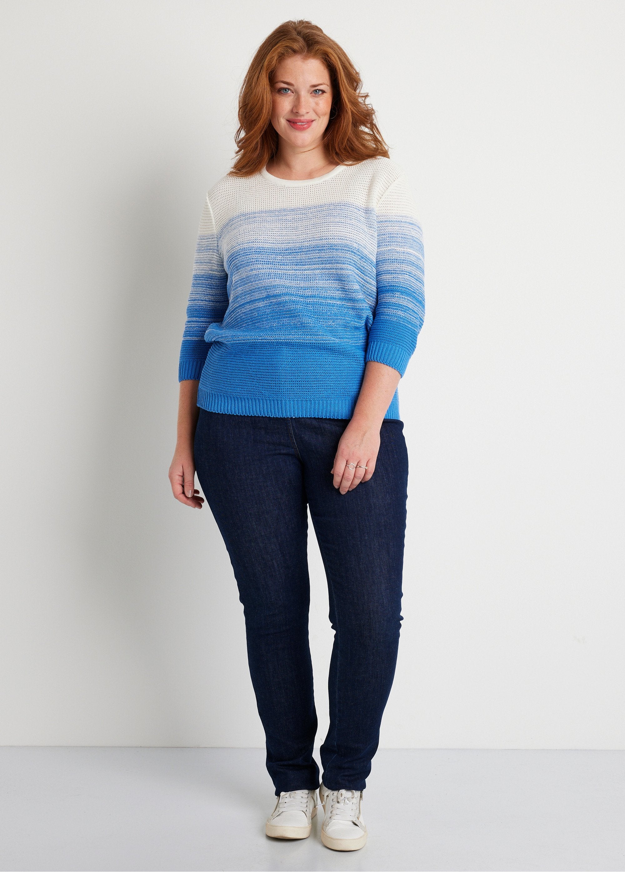 Soft_3/4_sleeve_cotton_sweater_White_and_blue_SF1_curvy