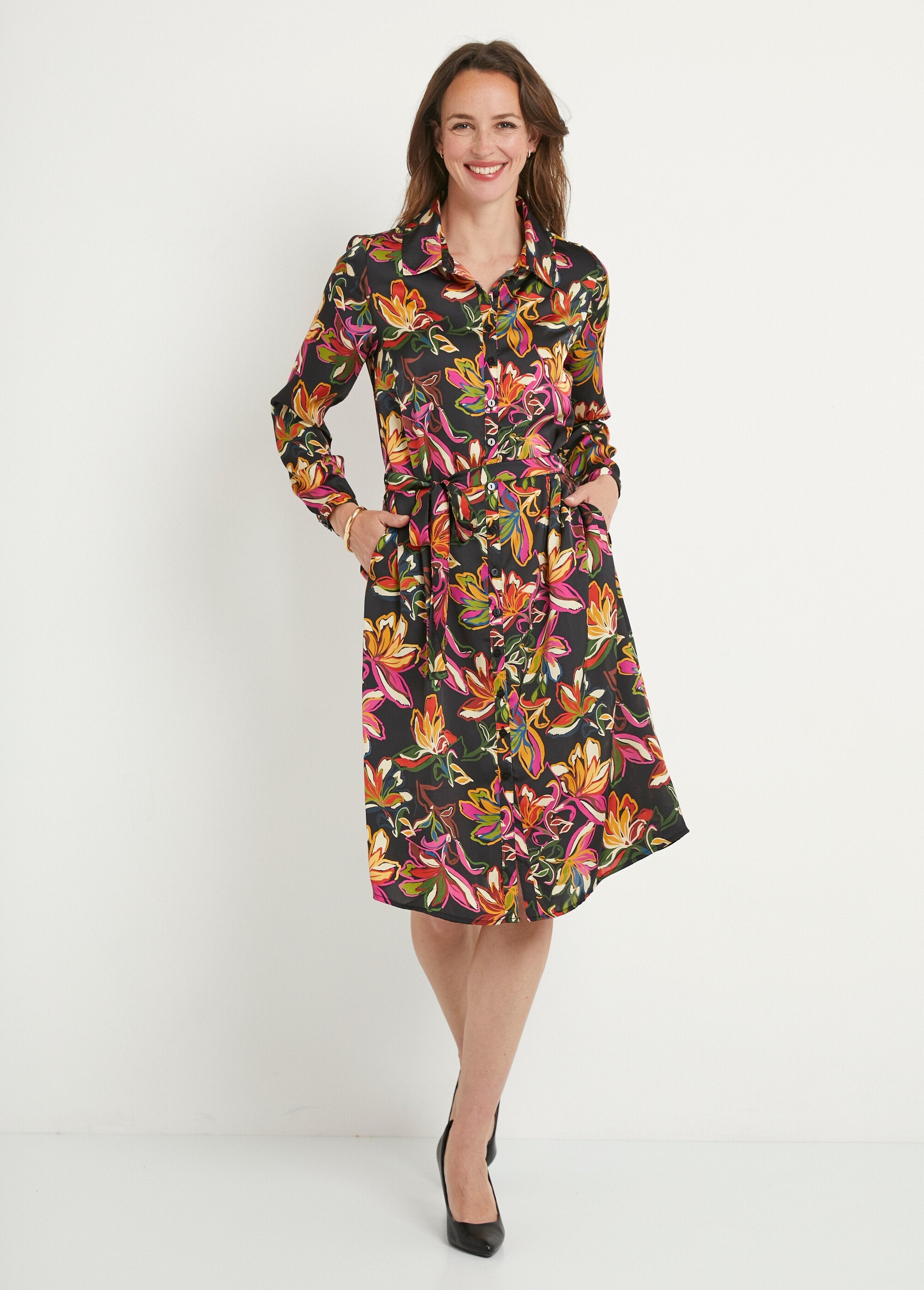 Long-sleeved_floral_satin_short_blouse_dress_Black_and_pink_FA1_slim