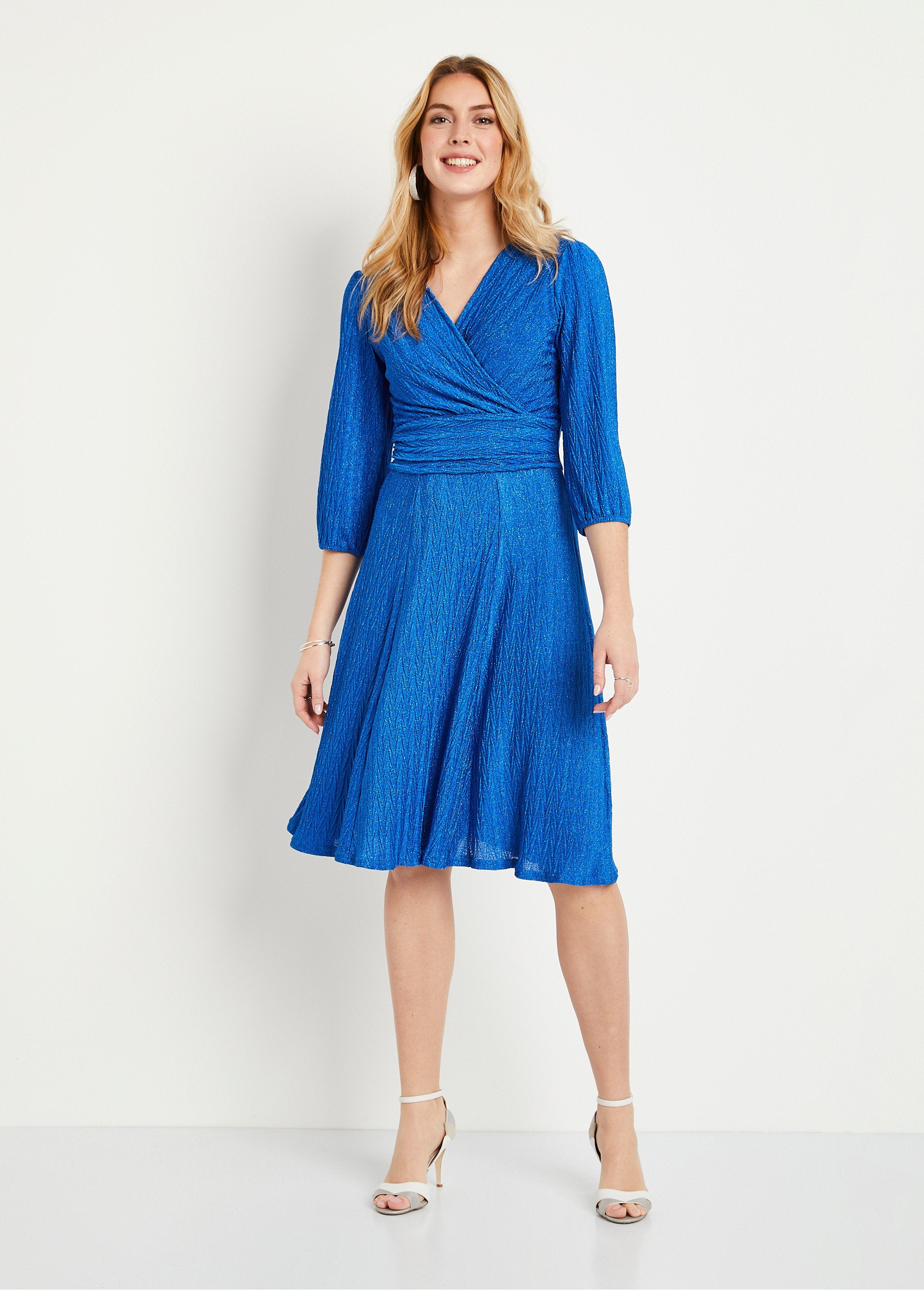 Short_sequined_wrap_dress_Blue_FA1_slim