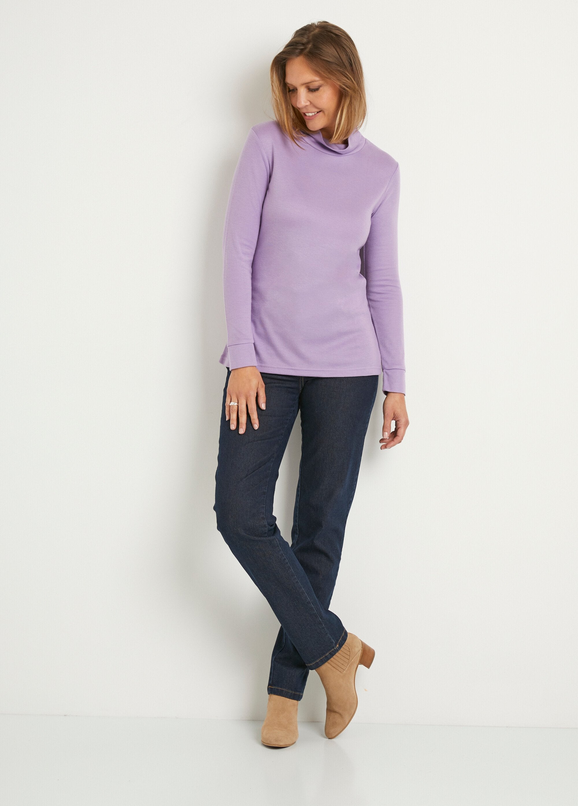 Warm_turtleneck_undershirt_in_plain_interlock_knit_Mauve_SF1_slim