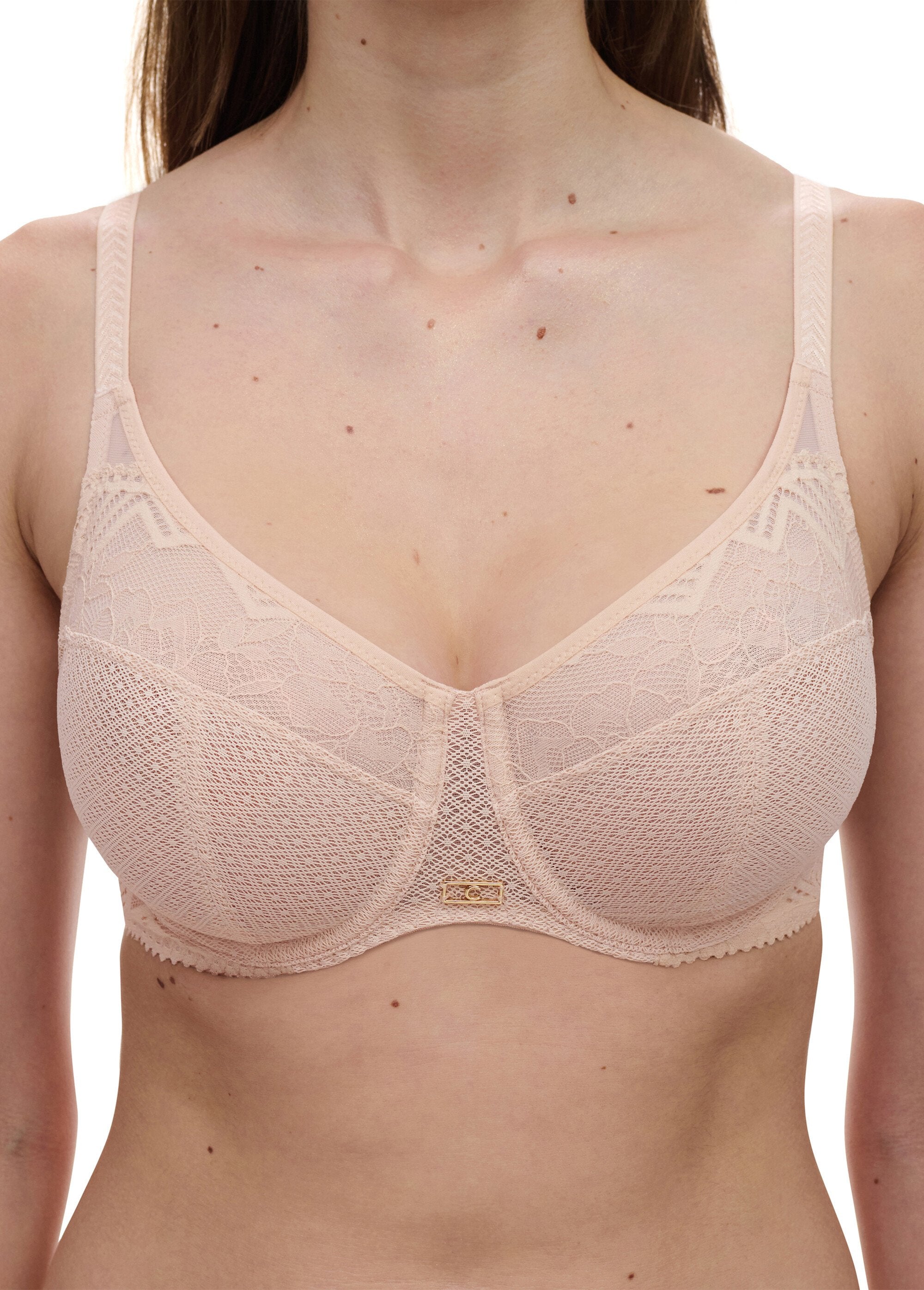 Chantelle®_-_Lace_wrap_bra_Beige_DE1_slim