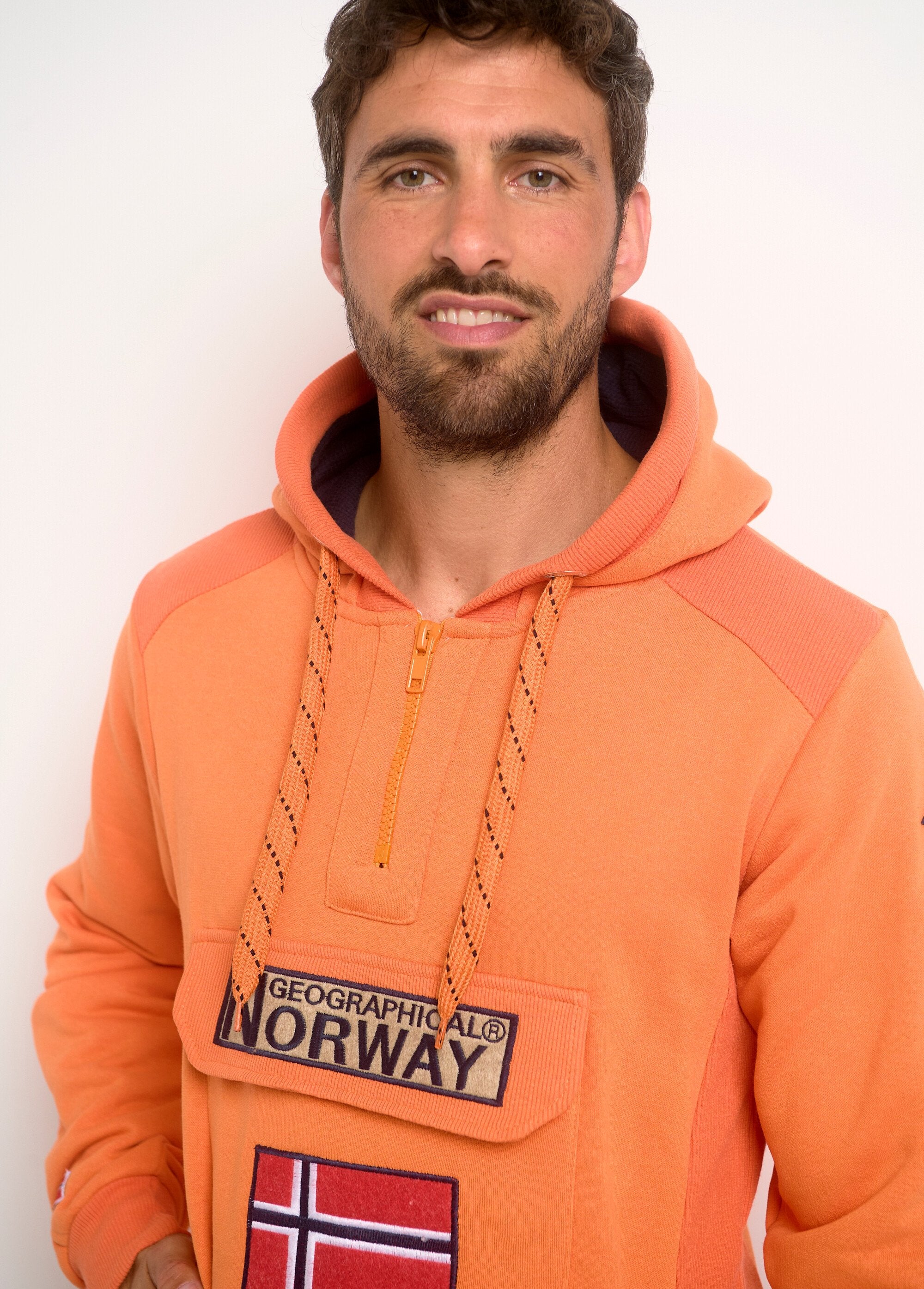 Long_sleeve_half_zip_hoodie_Neon_orange_DE1_slim