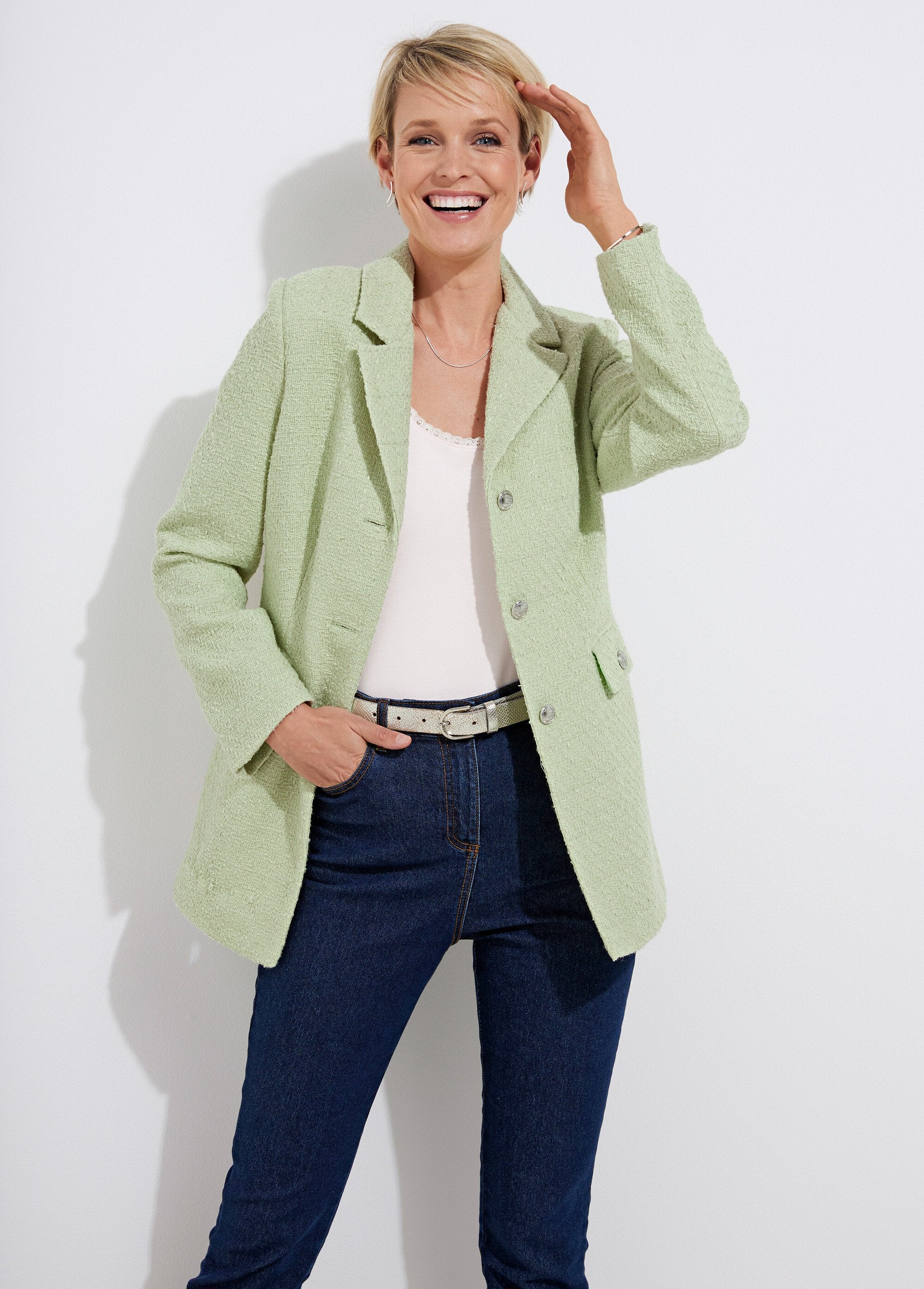 Button-down_straight_jacket_in_woven_fabric_with_tailored_collar_Vert_amande_FA1_slim